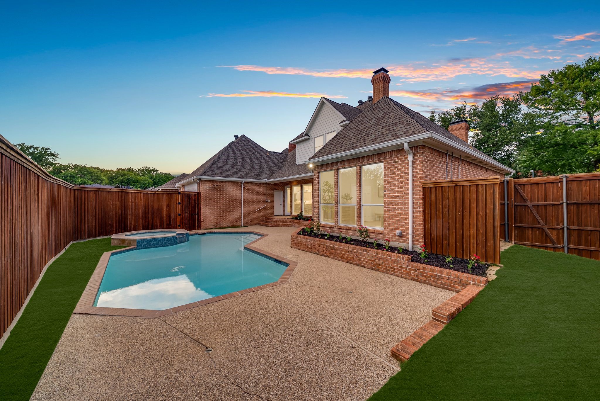 5852 Bridle Bend Court