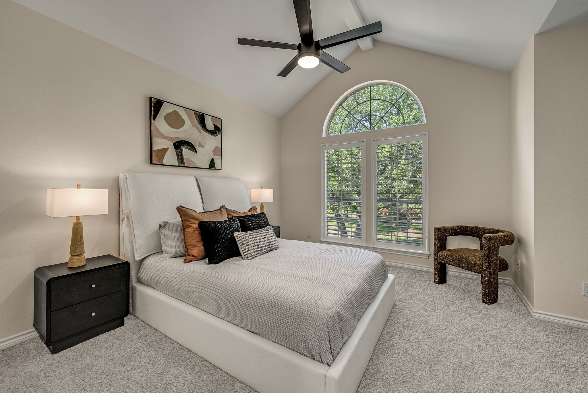 5852 Bridle Bend Court