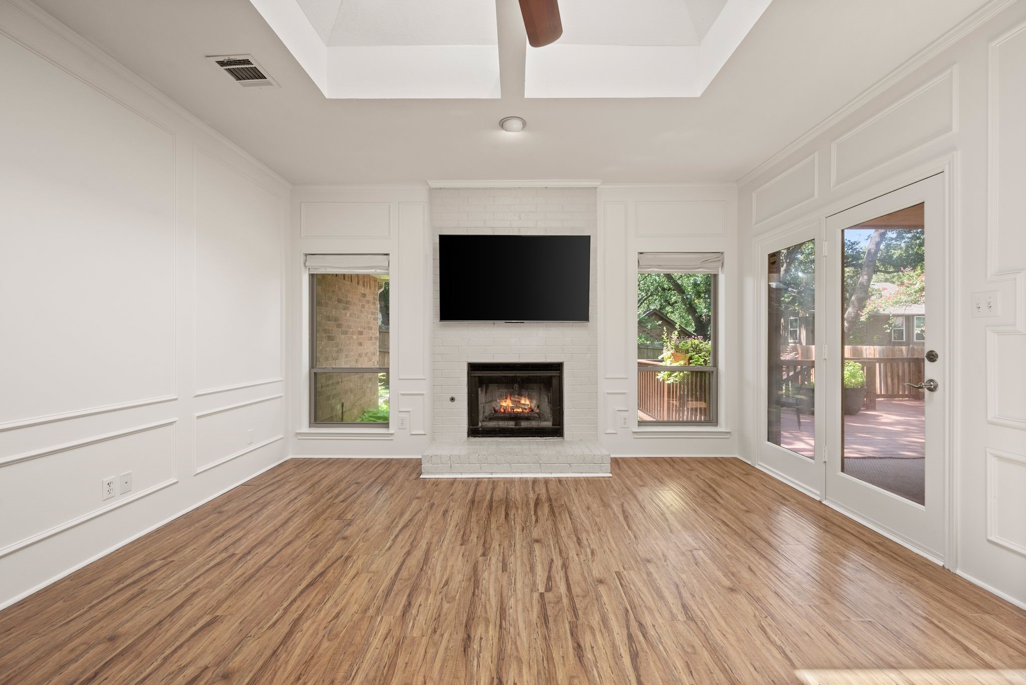 2141 N Aspenwood Drive