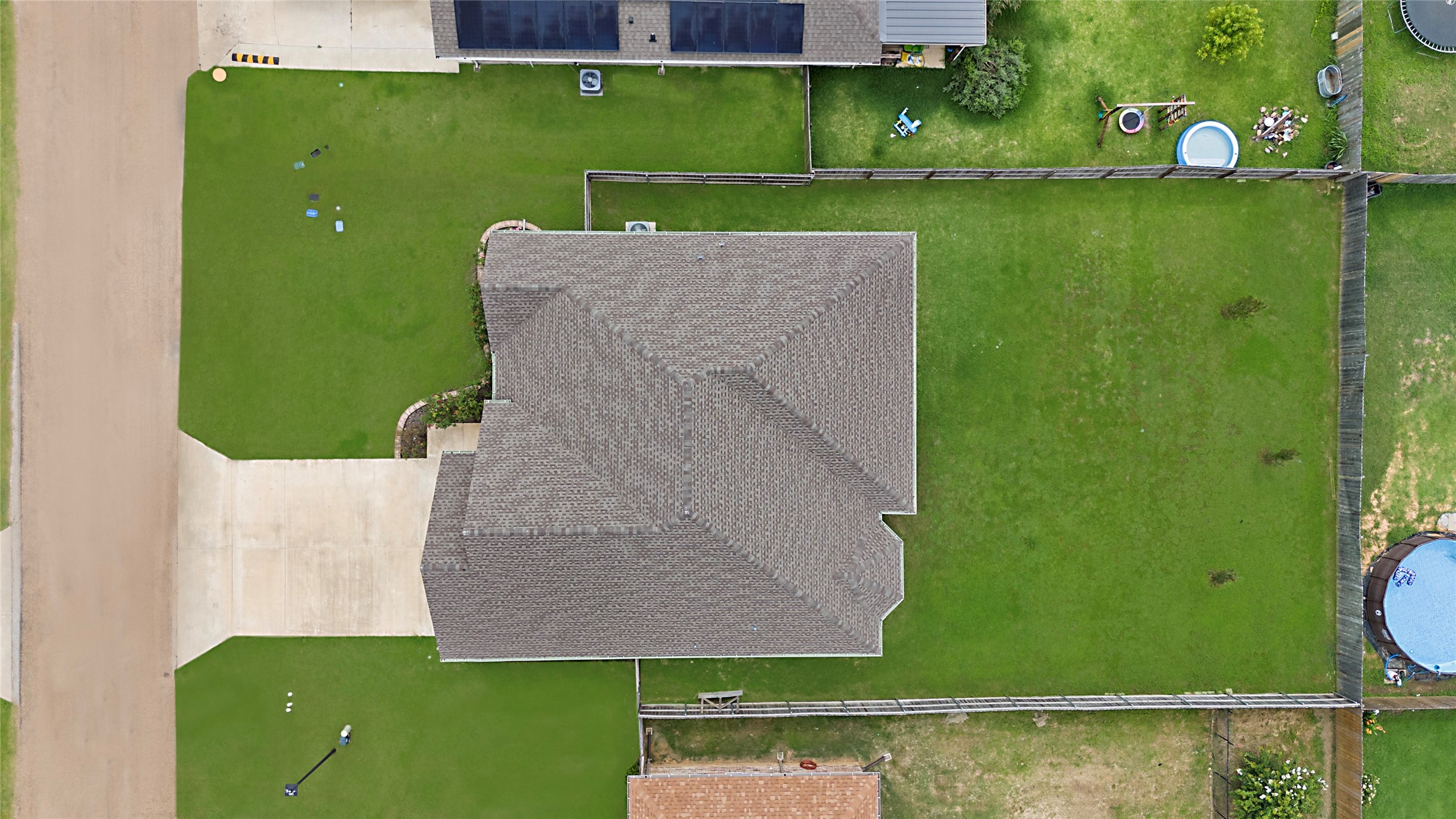 114 Oak Springs Loop