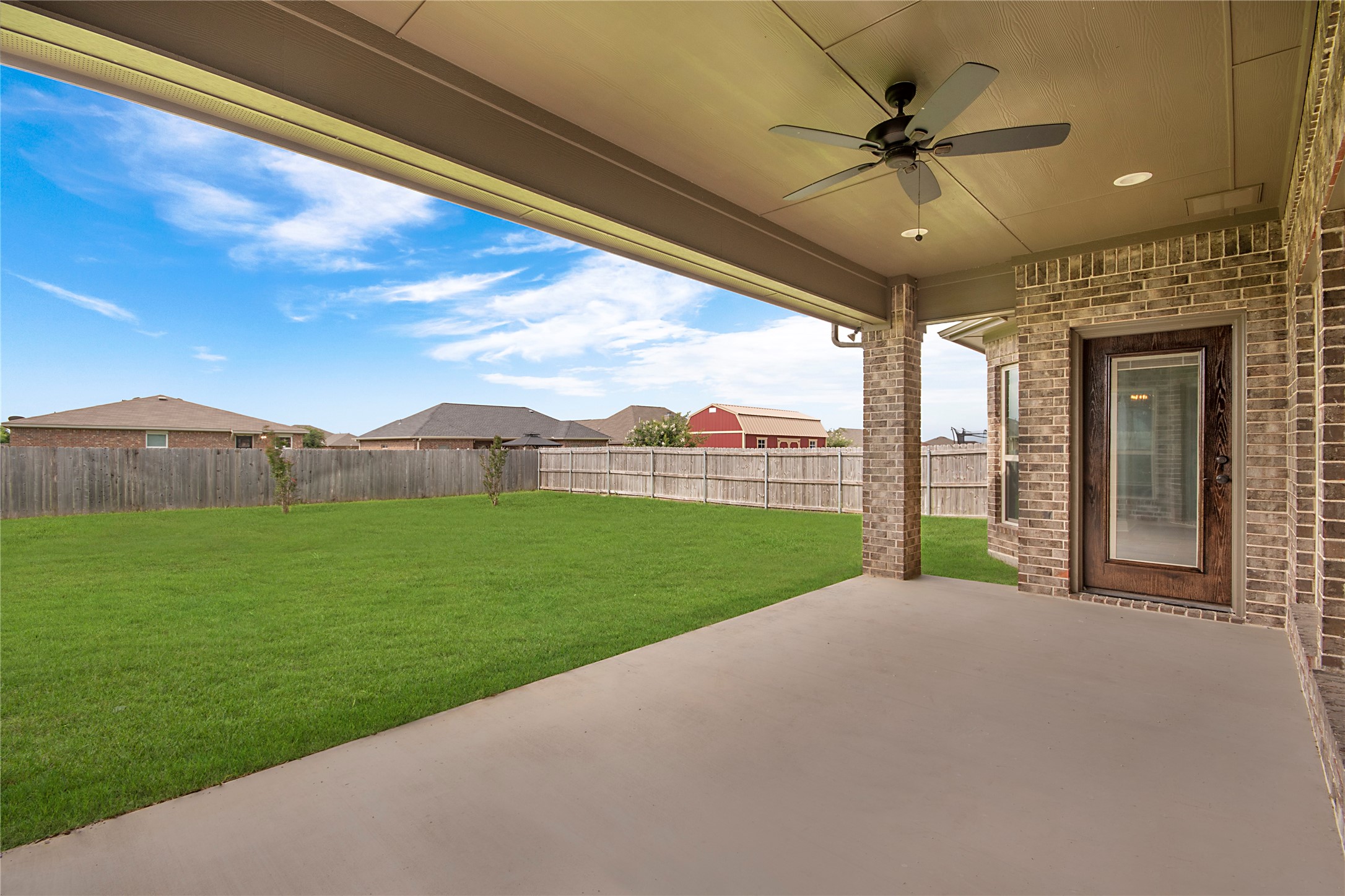 114 Oak Springs Loop