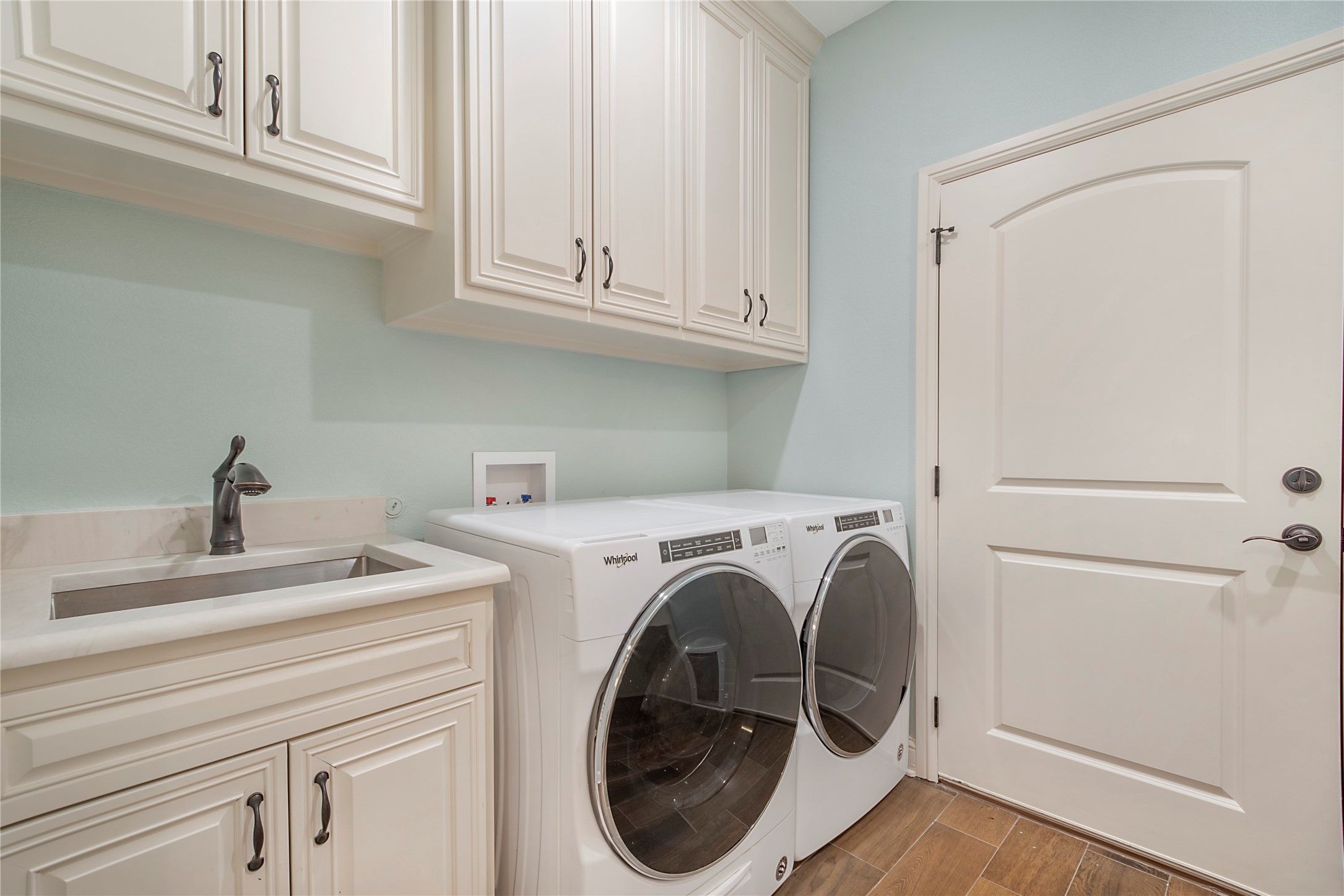 114 Oak Springs Loop