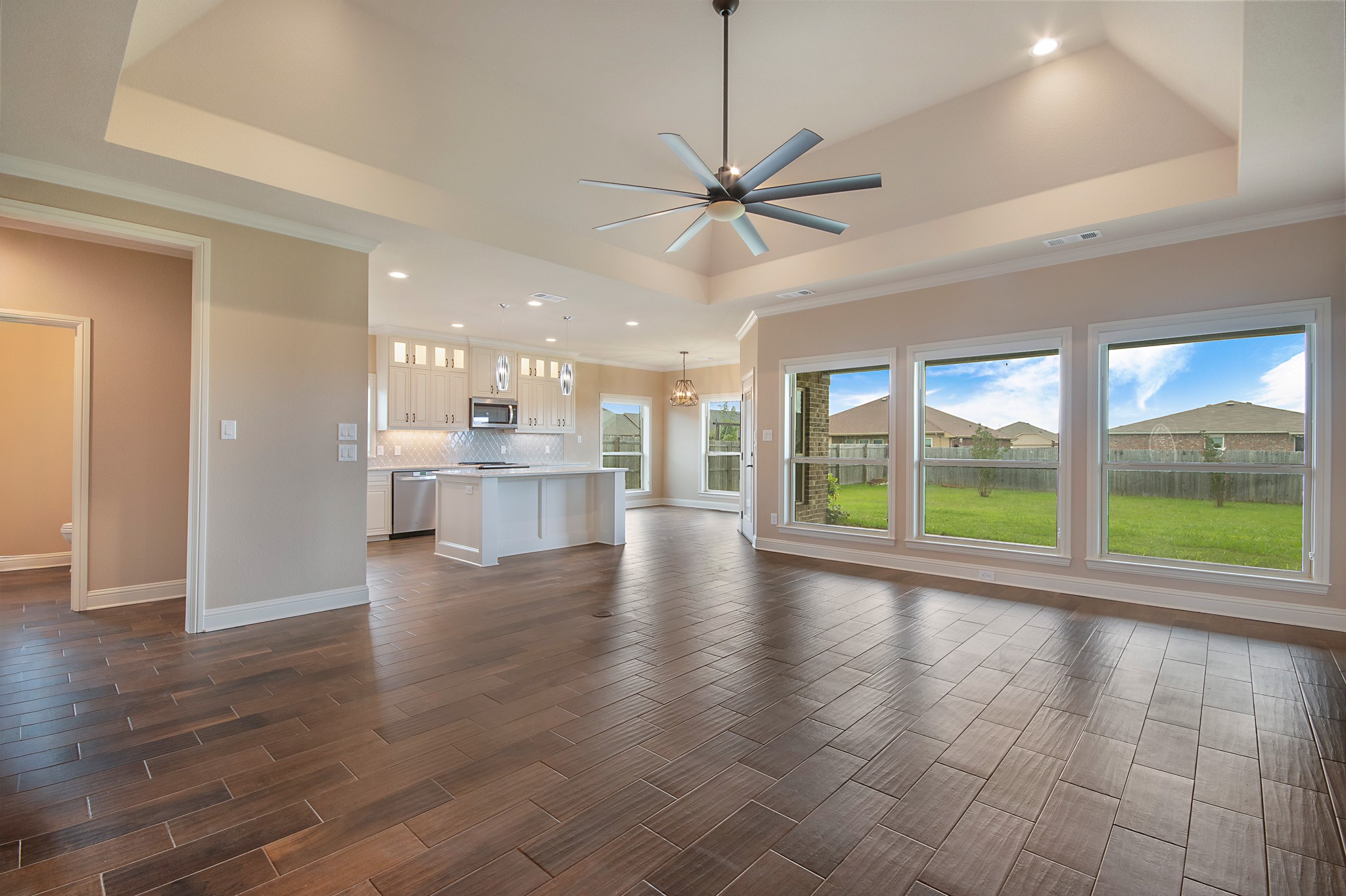 114 Oak Springs Loop