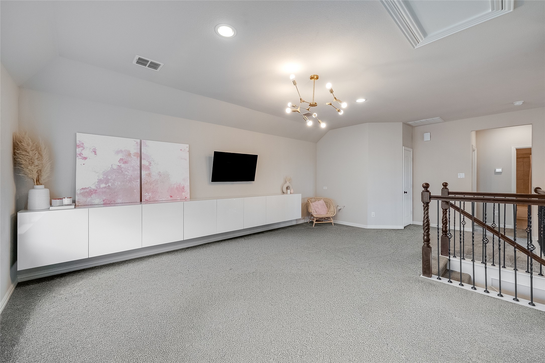 1734 Ellington Drive