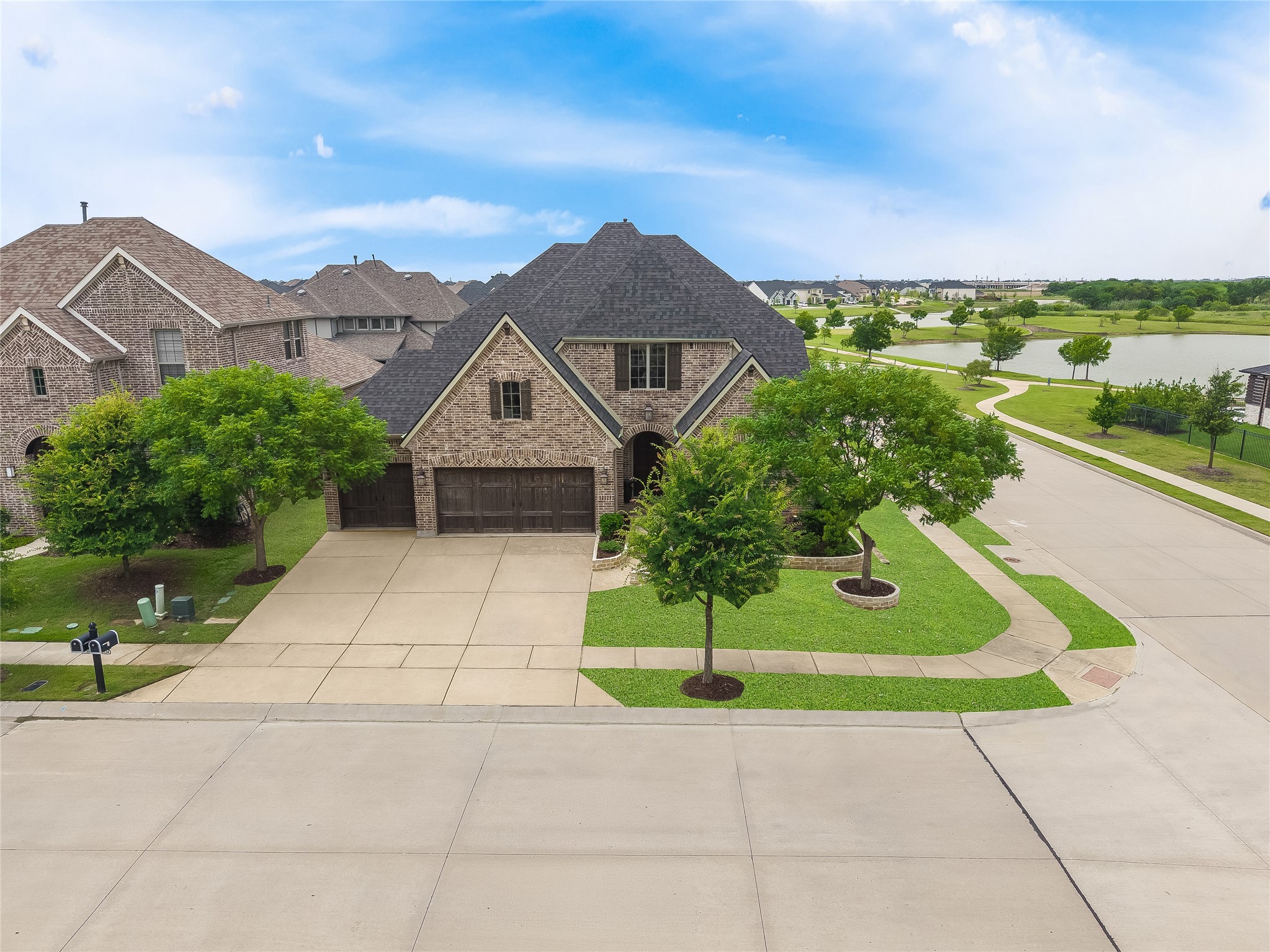 1734 Ellington Drive