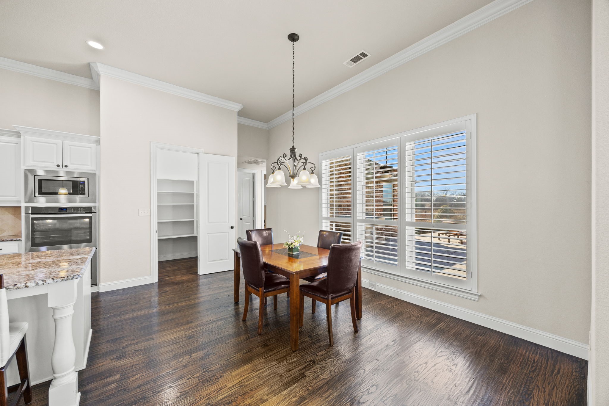 800 Yasmin Court