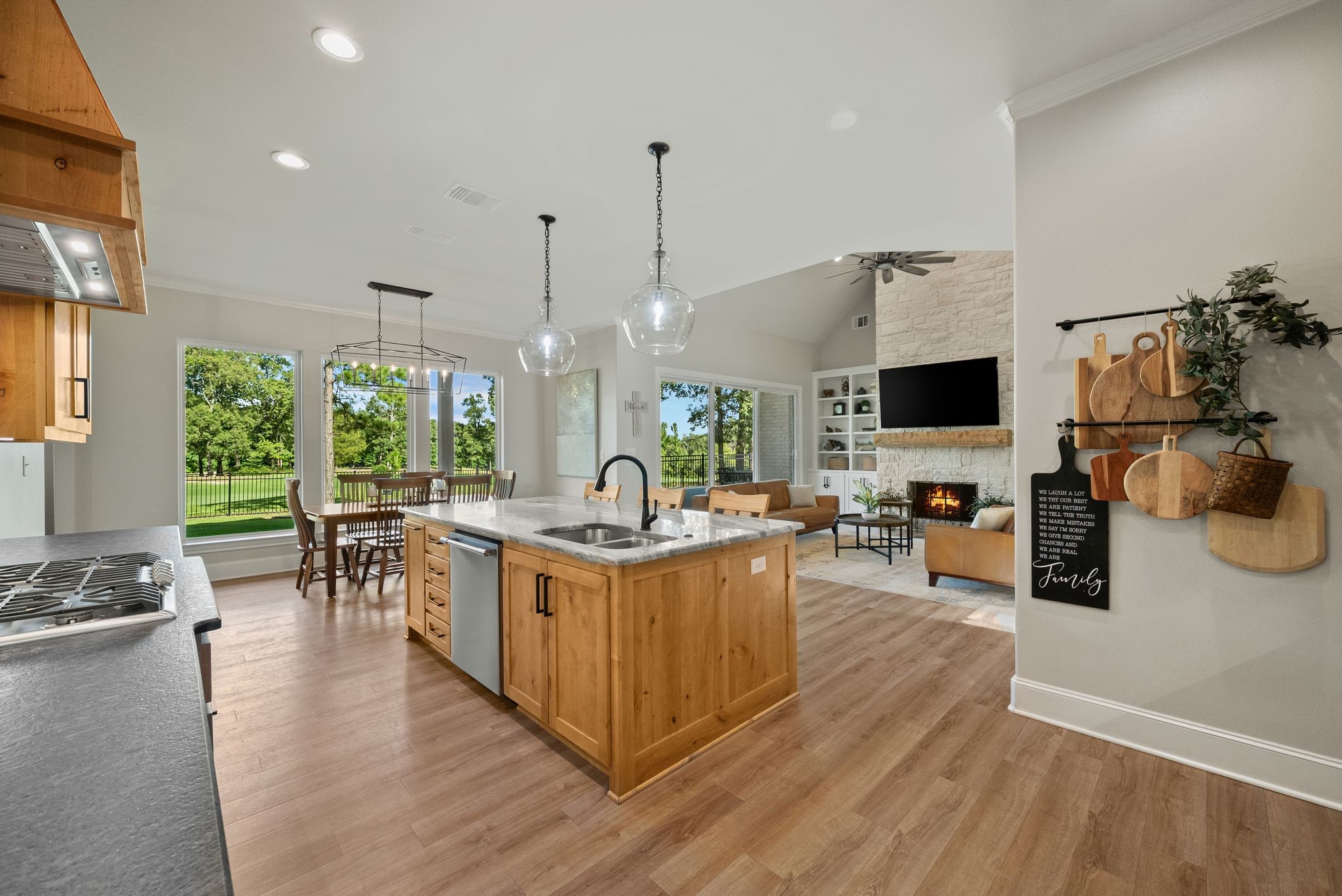 1909 County Road 3506
