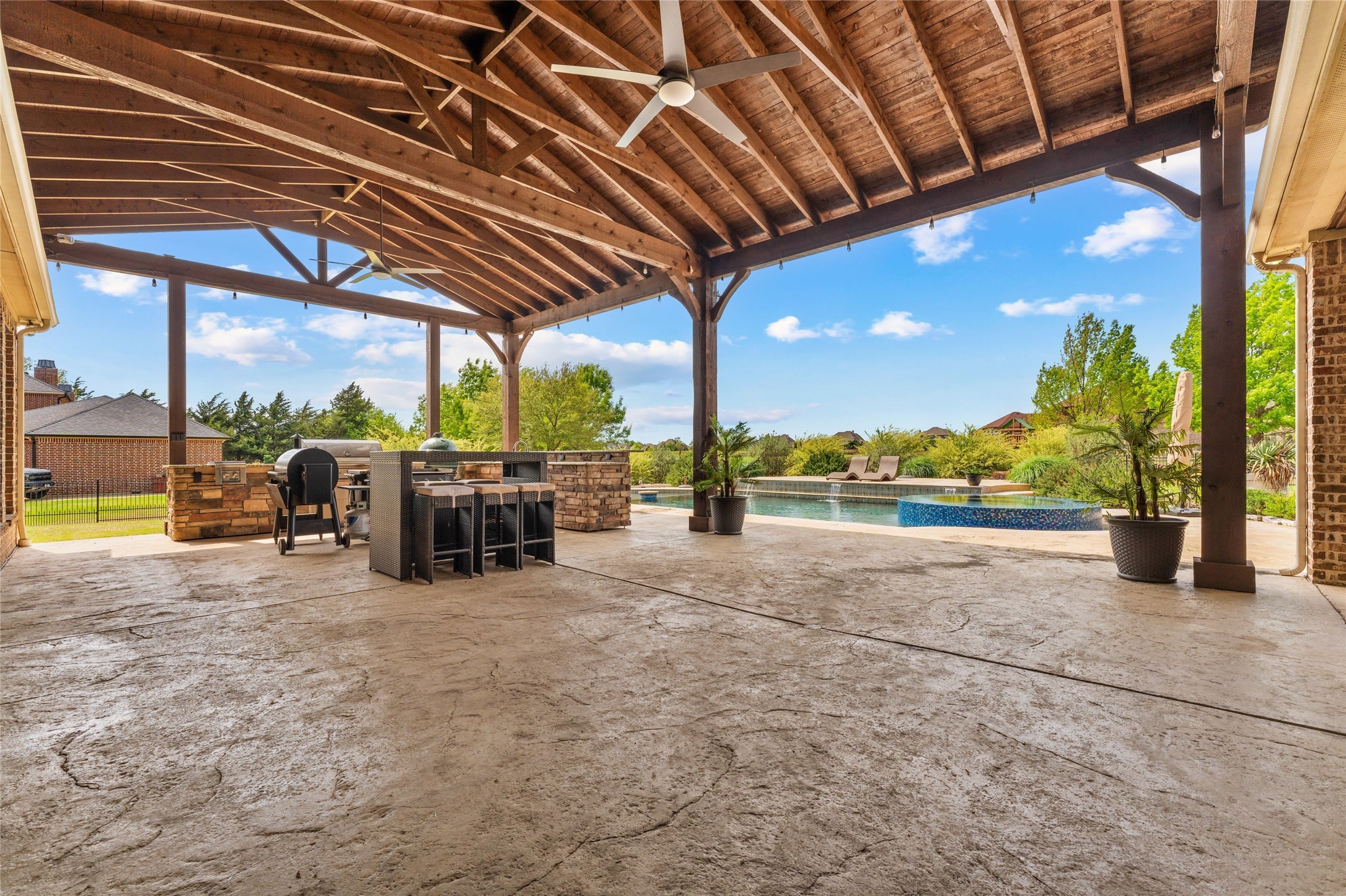1061 Kingsbridge Lane