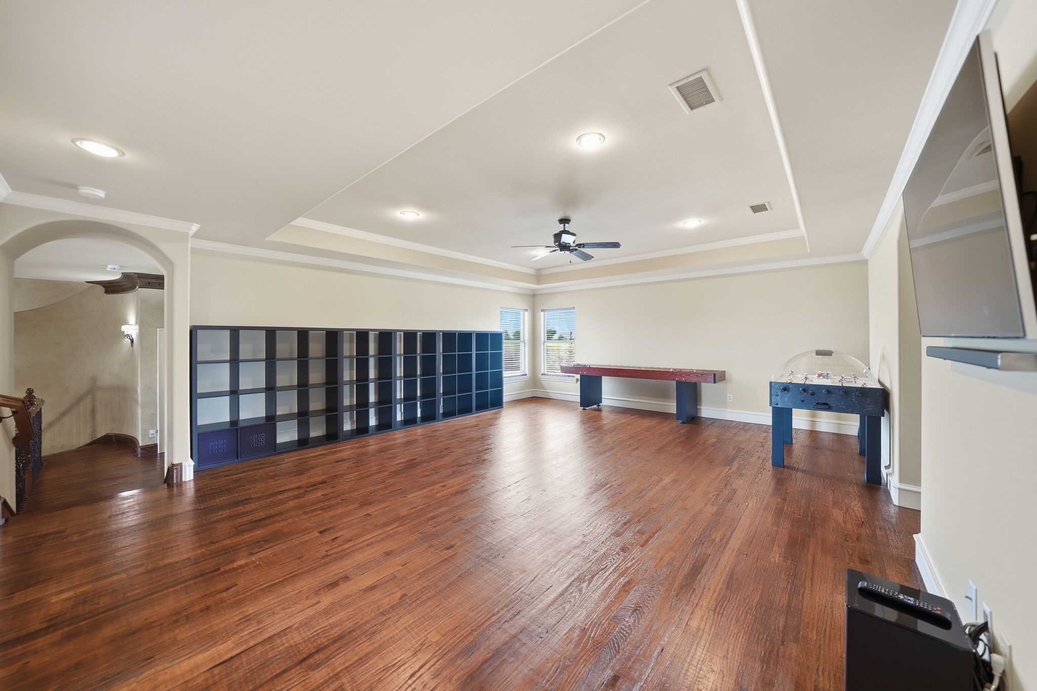 1061 Kingsbridge Lane