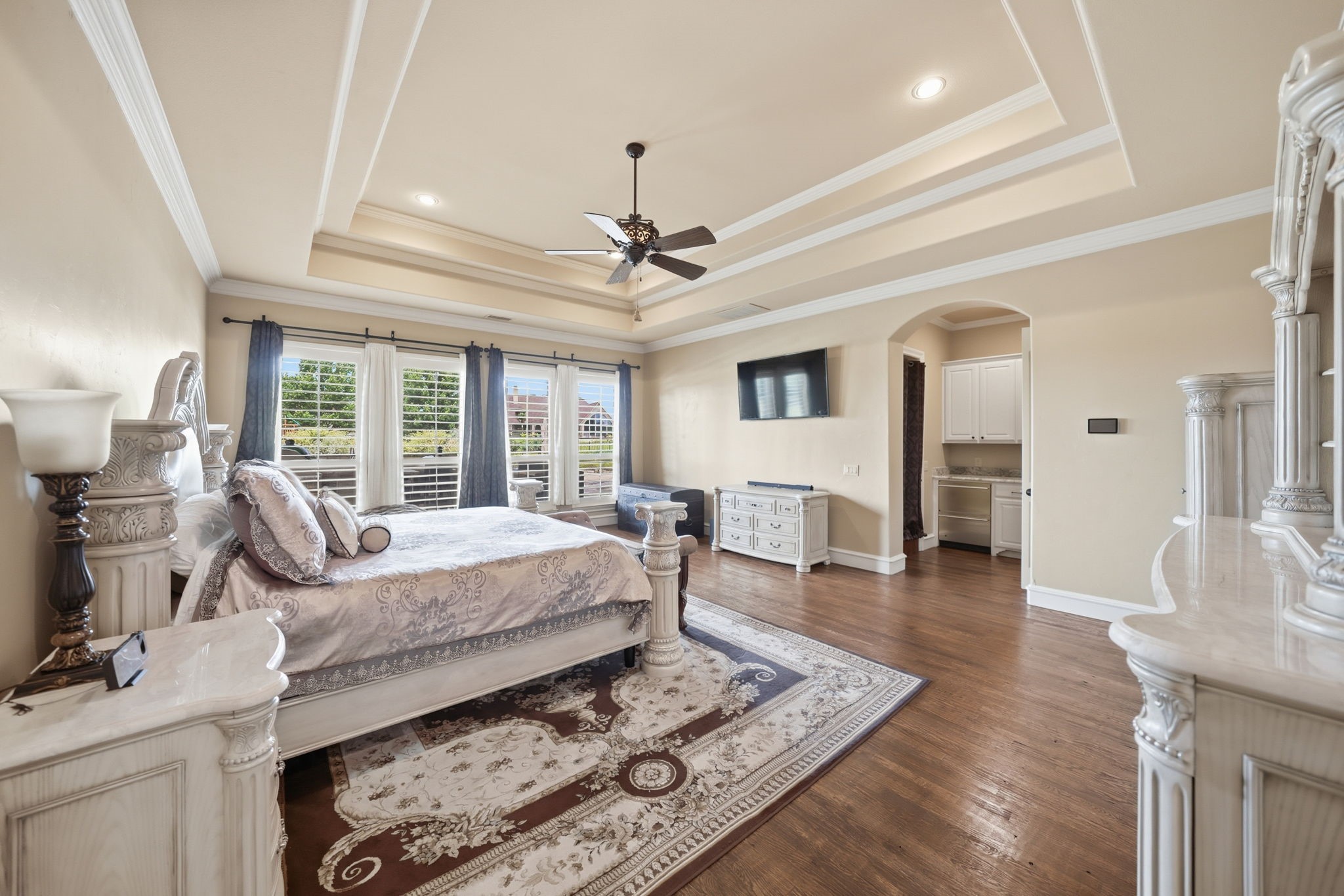 1061 Kingsbridge Lane