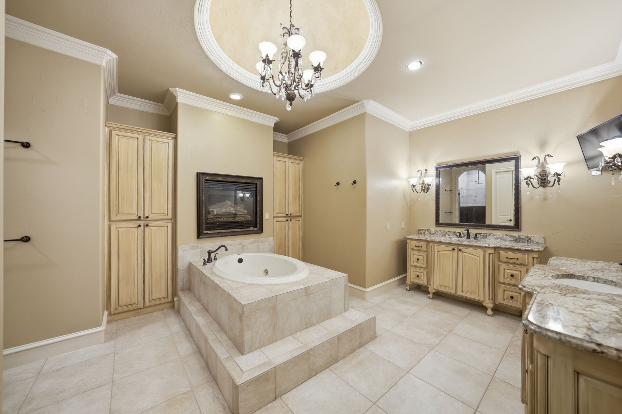 1061 Kingsbridge Lane