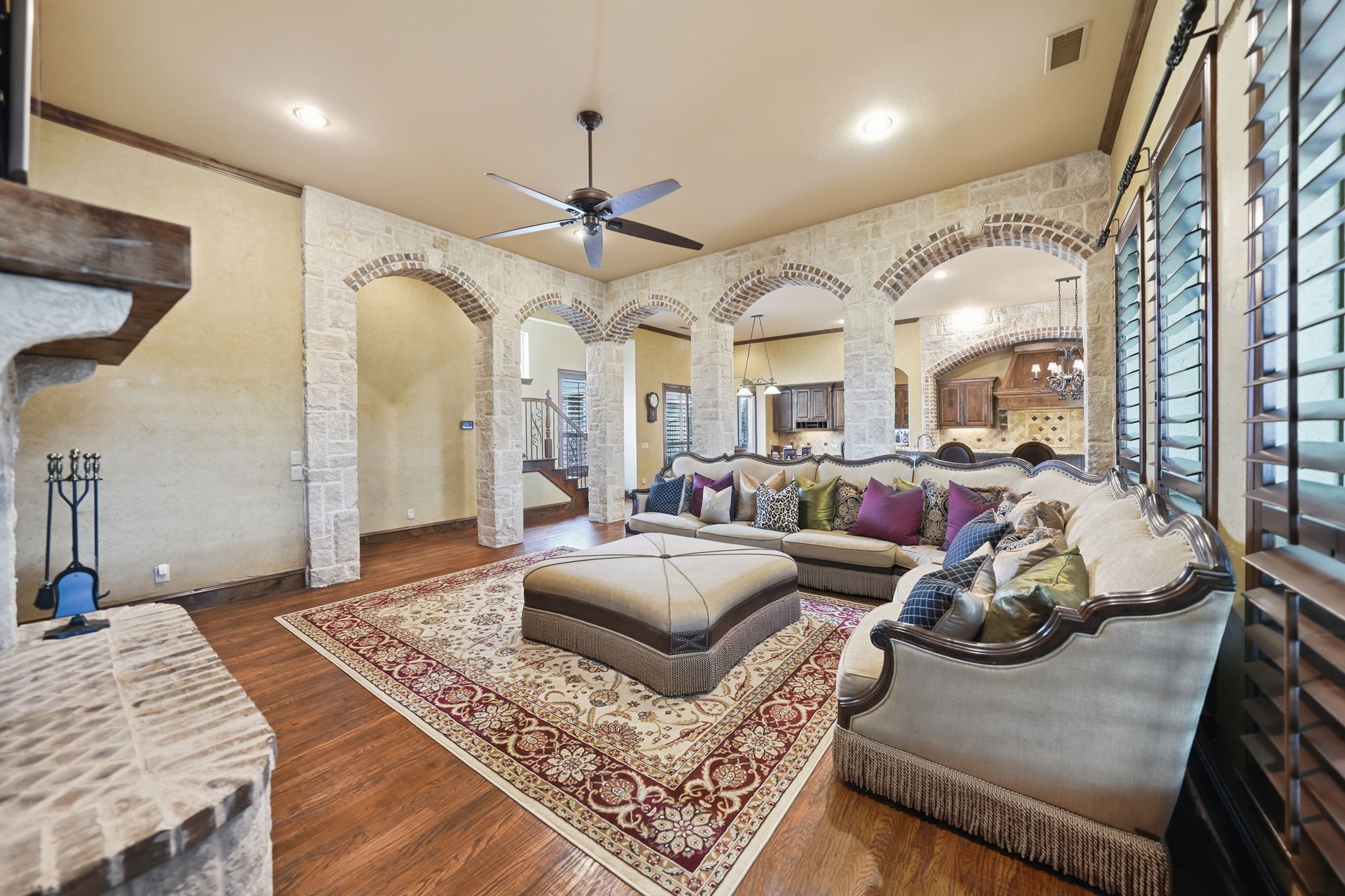1061 Kingsbridge Lane