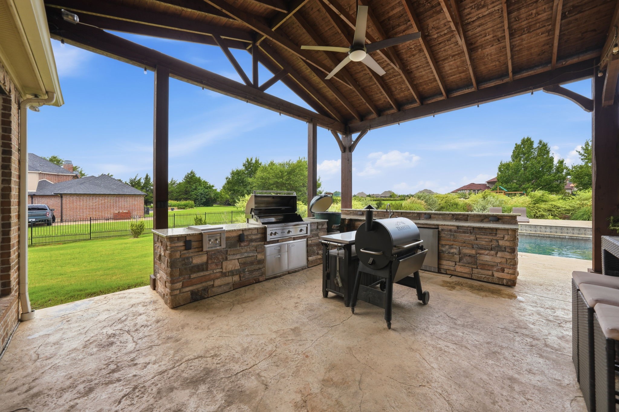 1061 Kingsbridge Lane