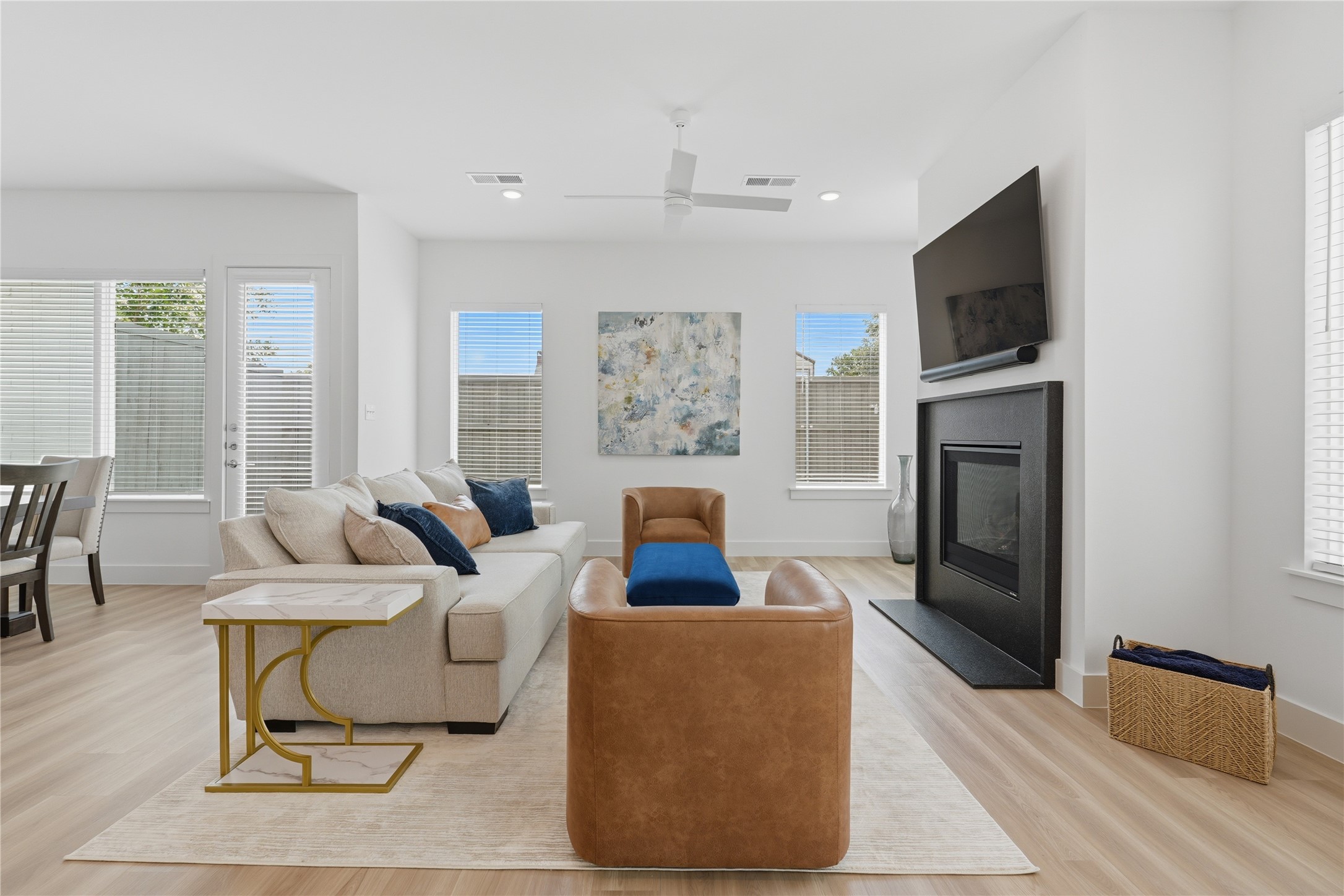 11637 Liberty Commons