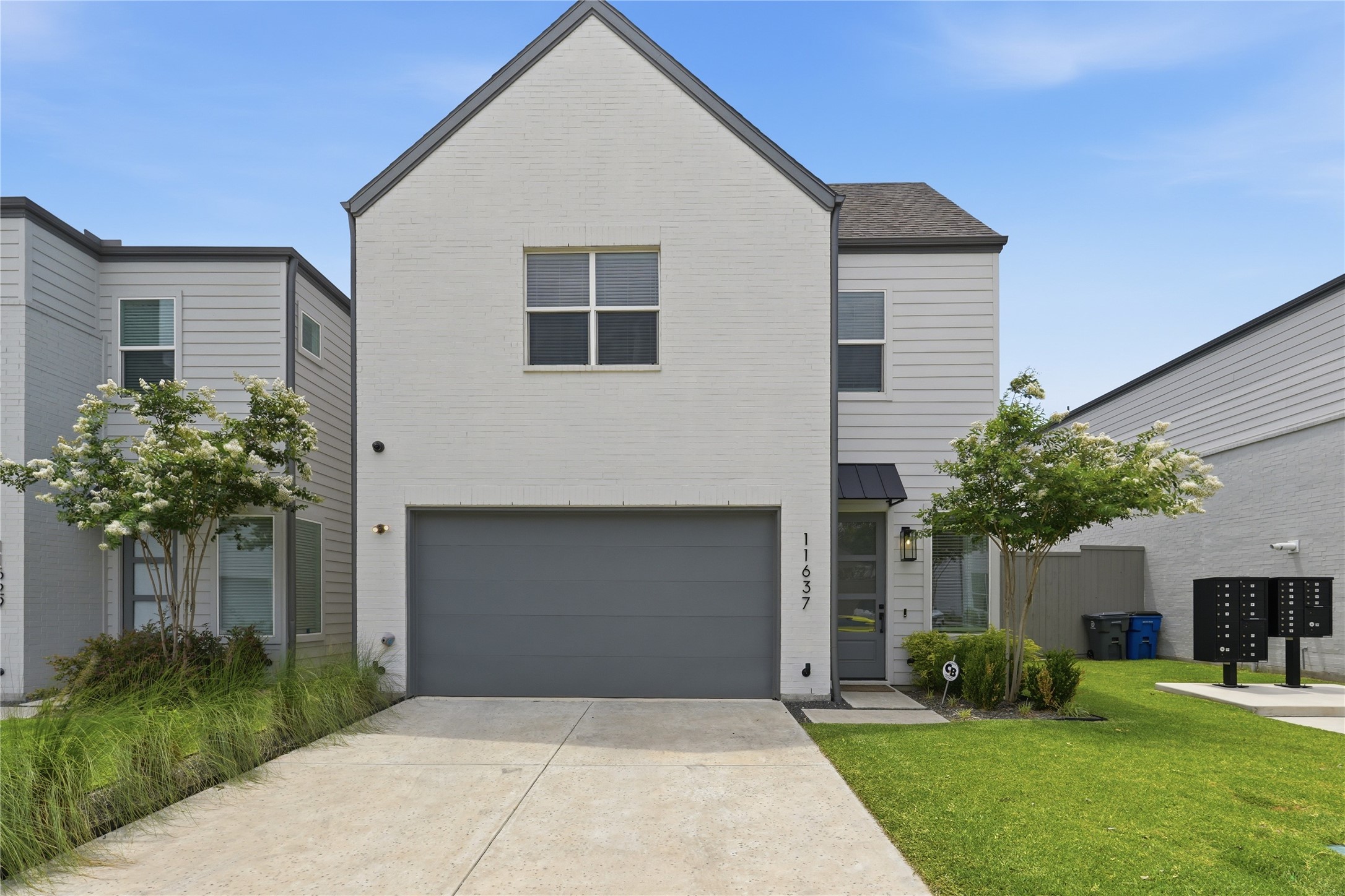 11637 Liberty Commons