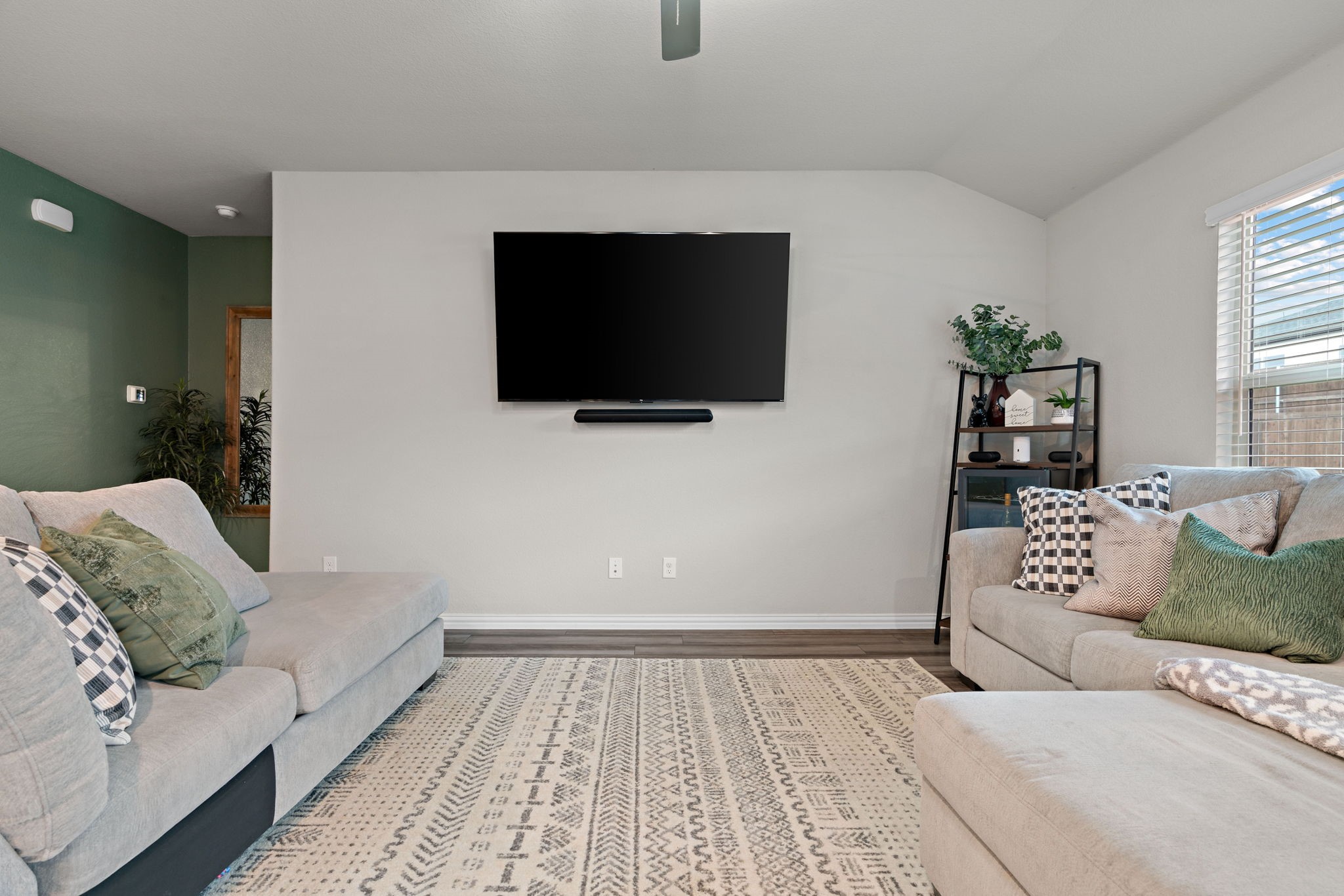 3112 Kingsgarden Road