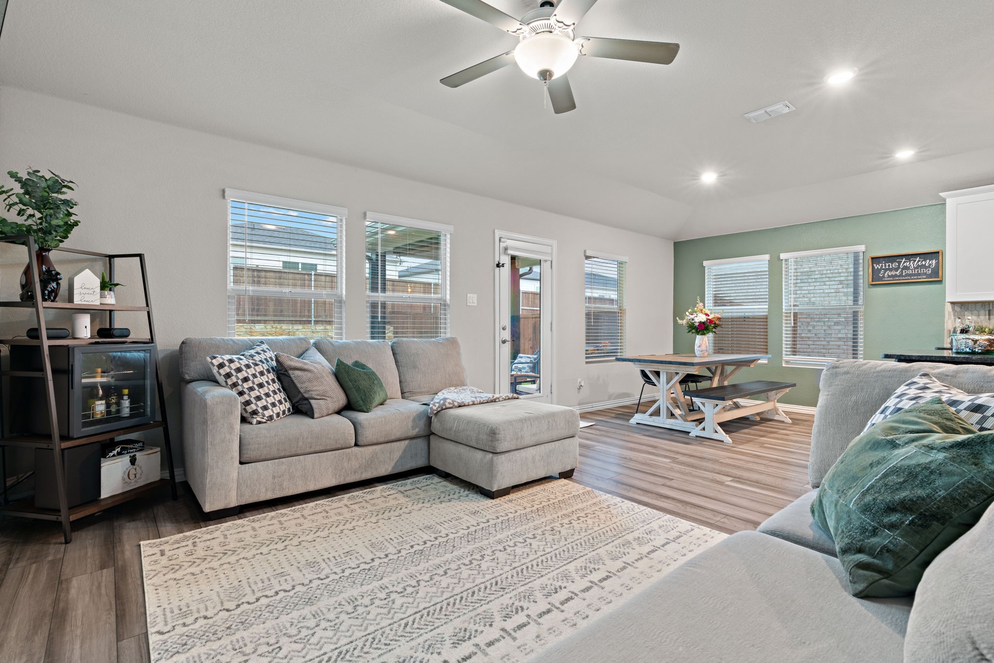 3112 Kingsgarden Road