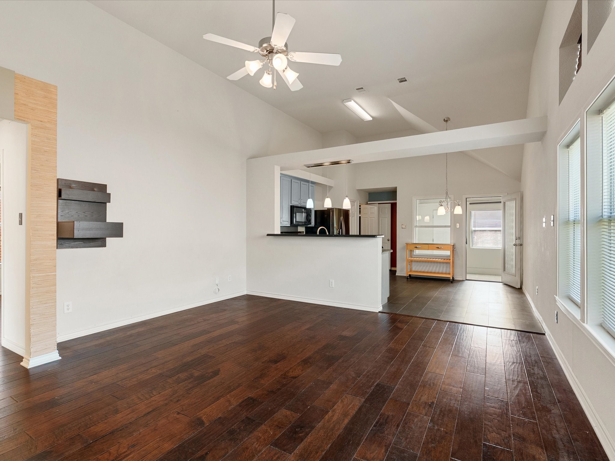 9008 WildRose Lane
