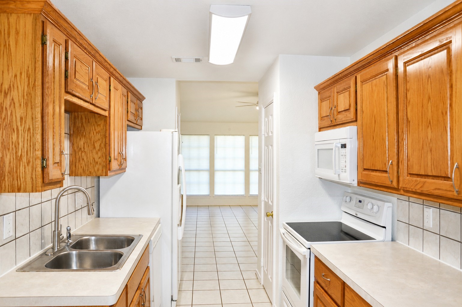 1011 Waterview Drive