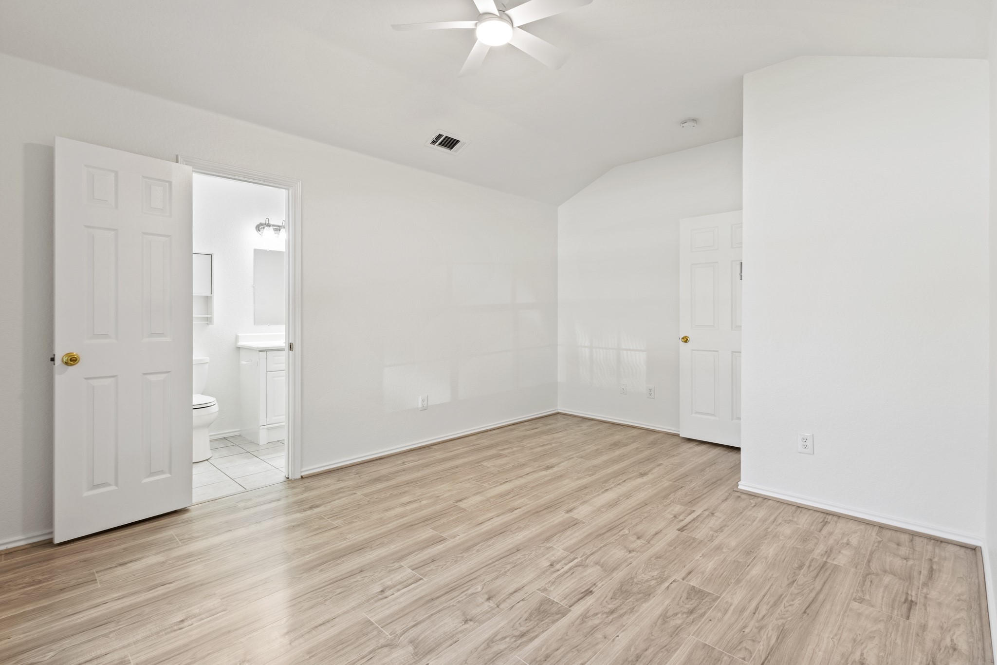 1011 Waterview Drive