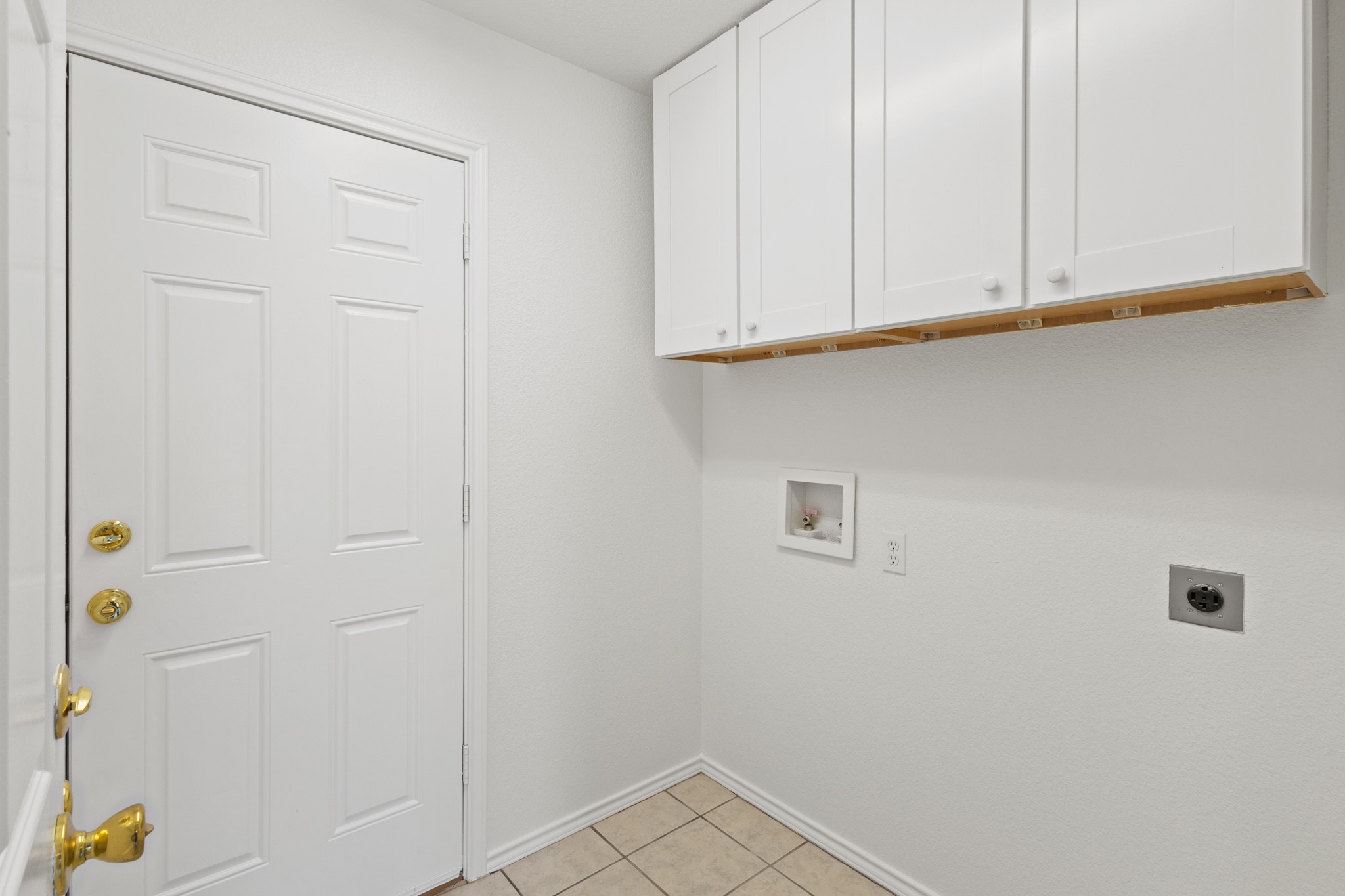 1011 Waterview Drive