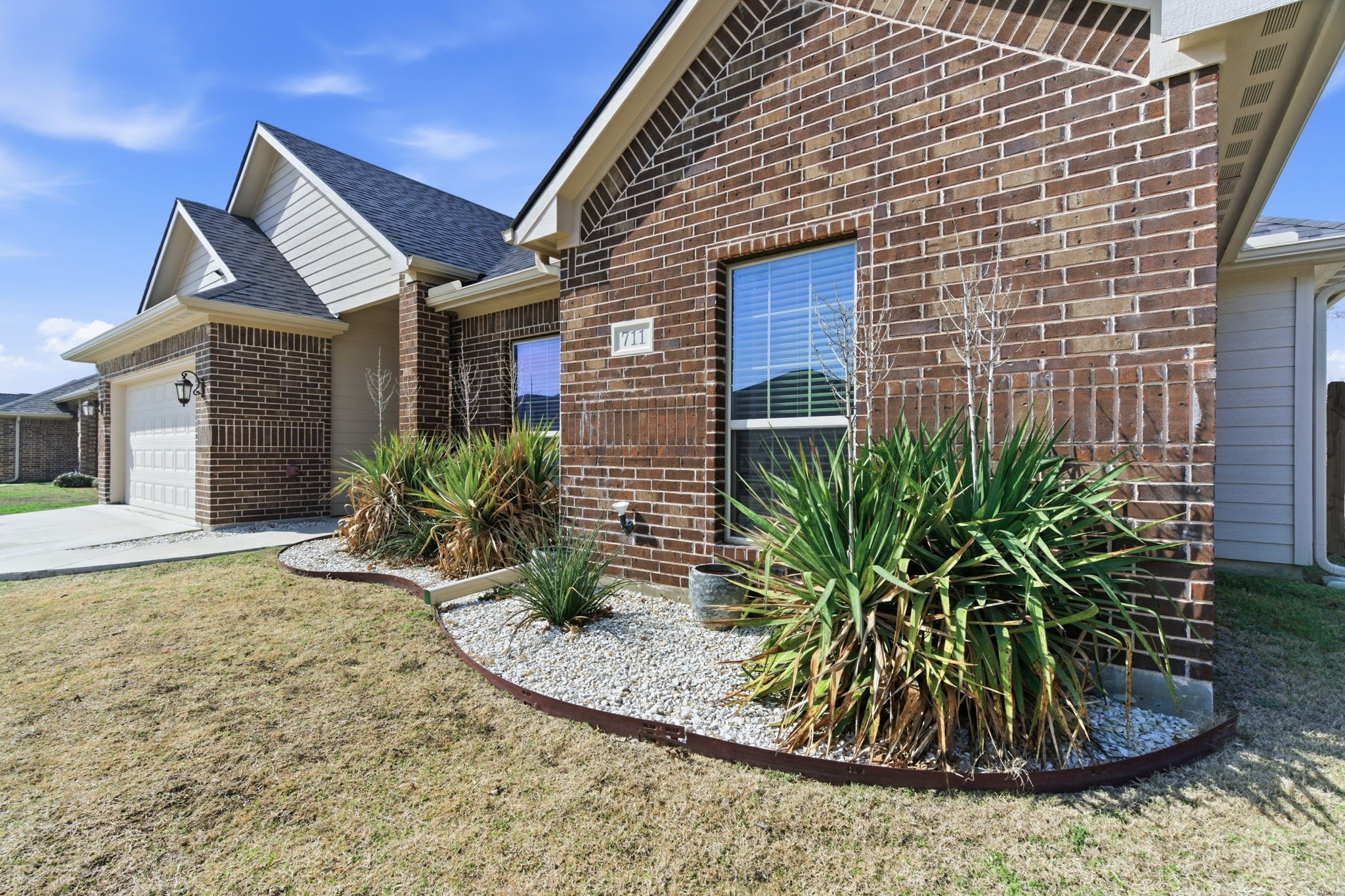 711 Hadley Lane