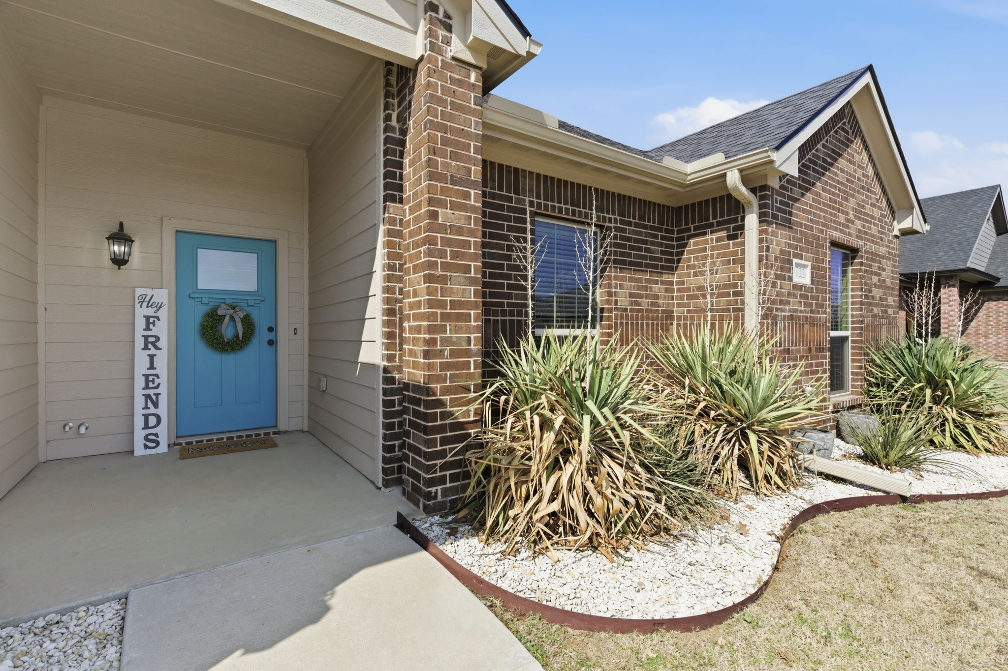 711 Hadley Lane