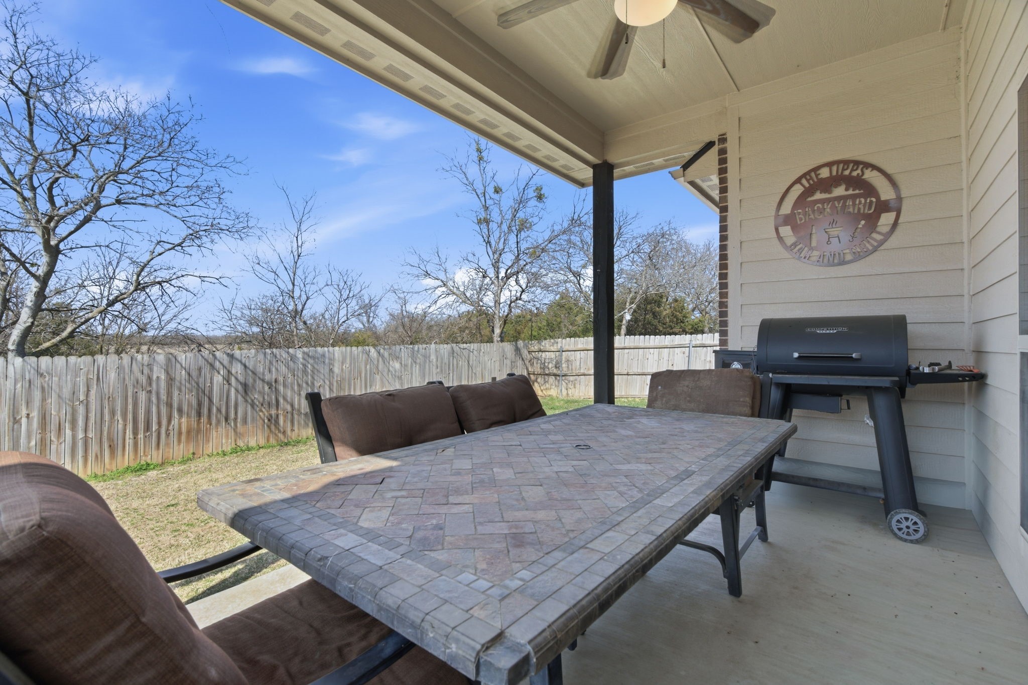 711 Hadley Lane
