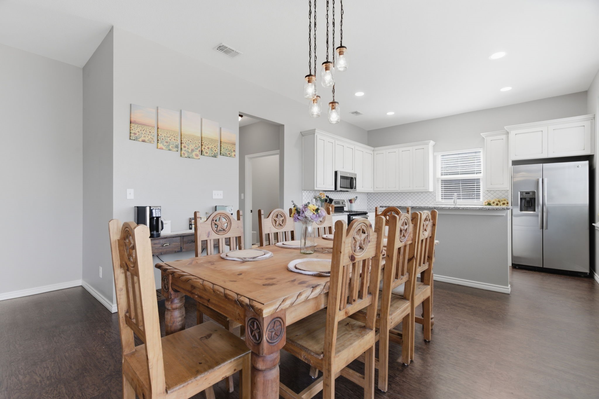 711 Hadley Lane