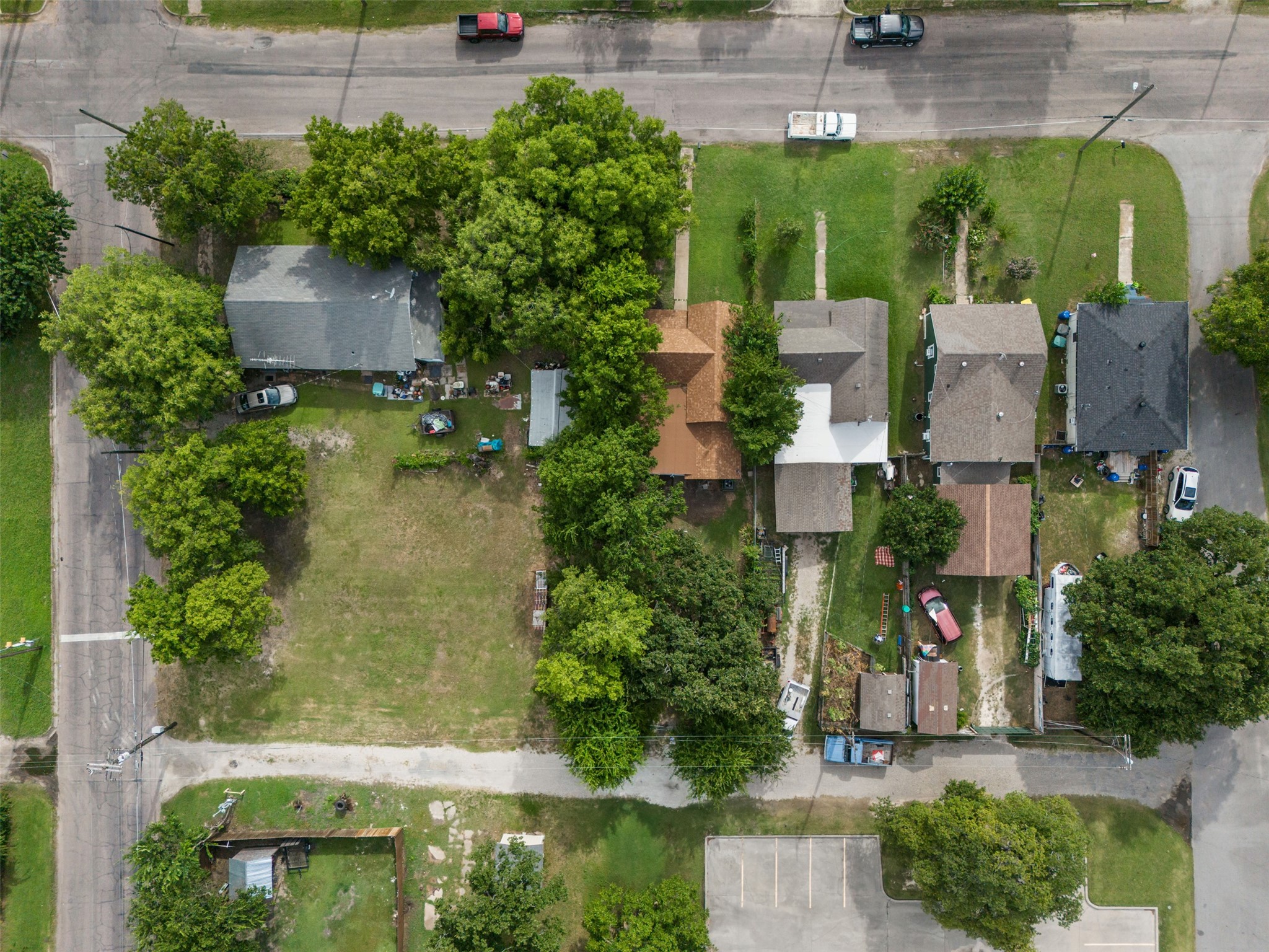 911 N Branch Street