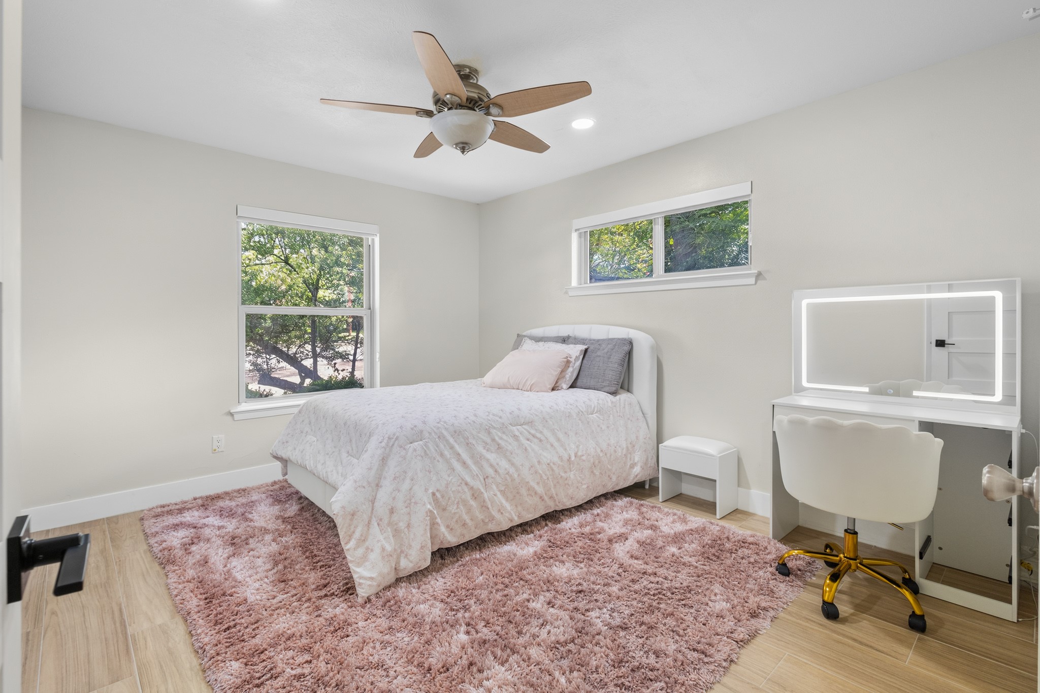 3908 Royal Lane