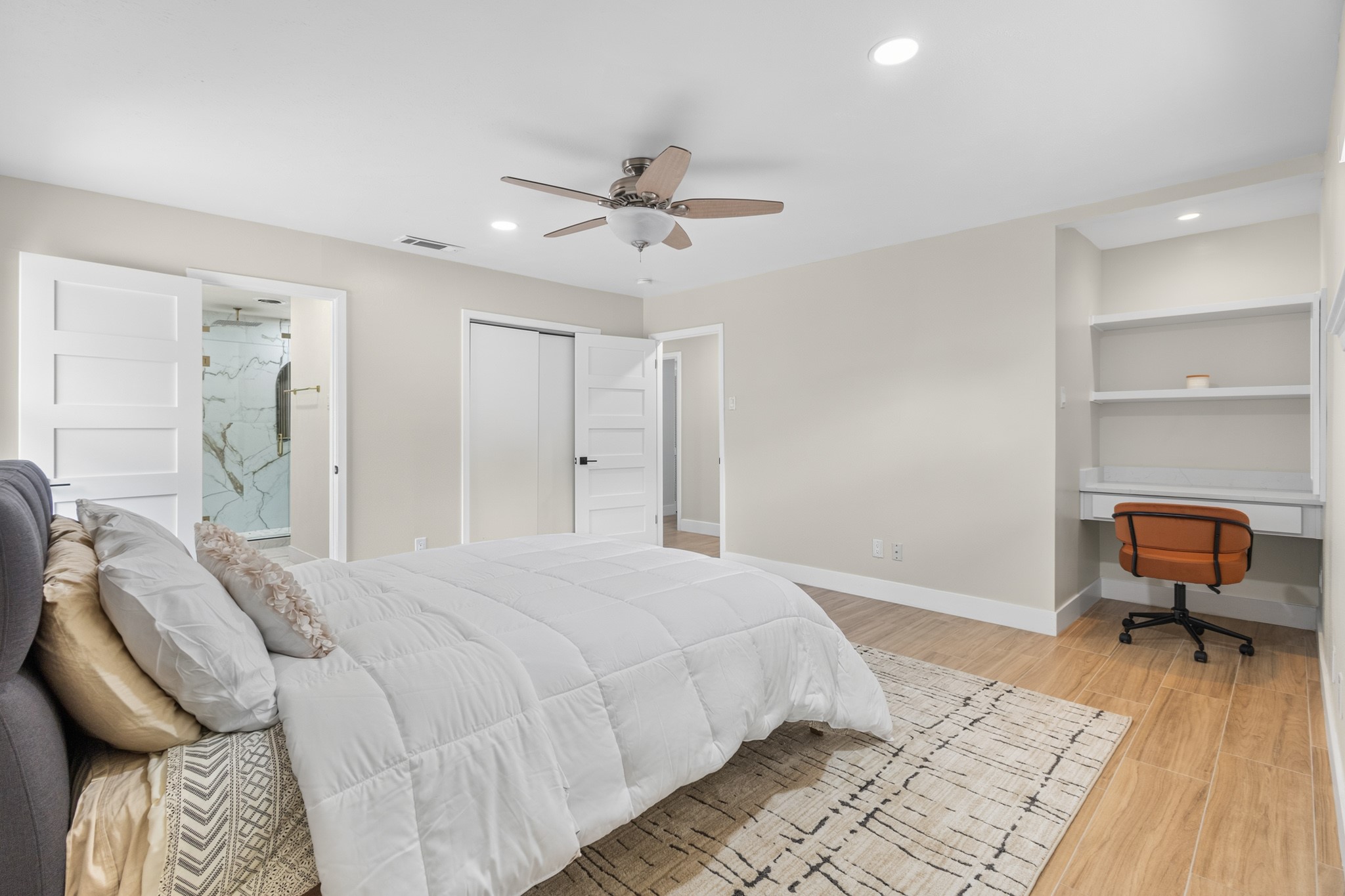 3908 Royal Lane