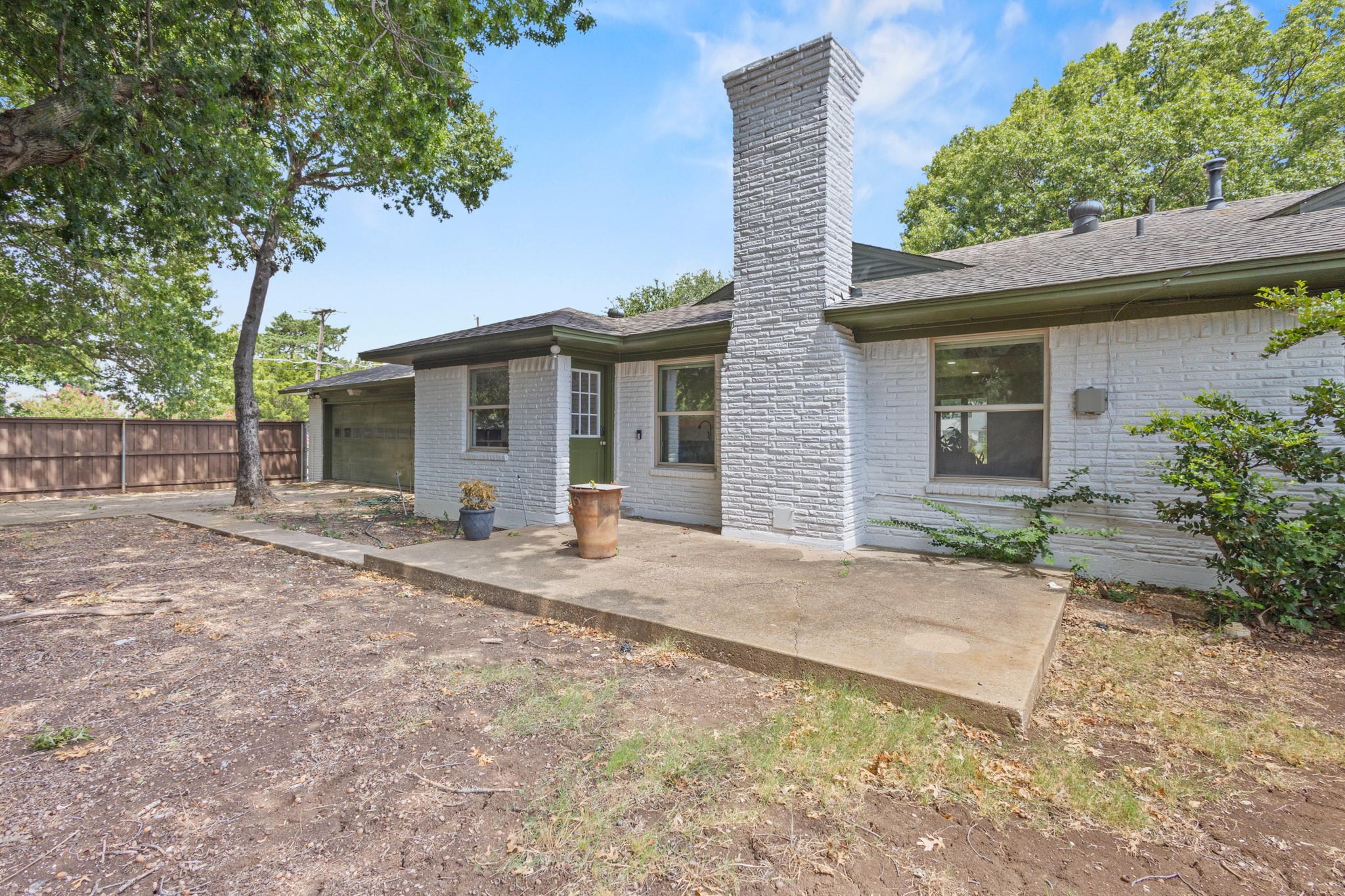 3908 Royal Lane