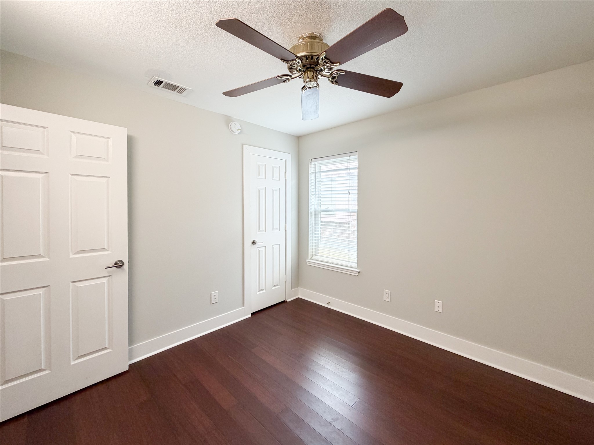 351 Parkwood Lane