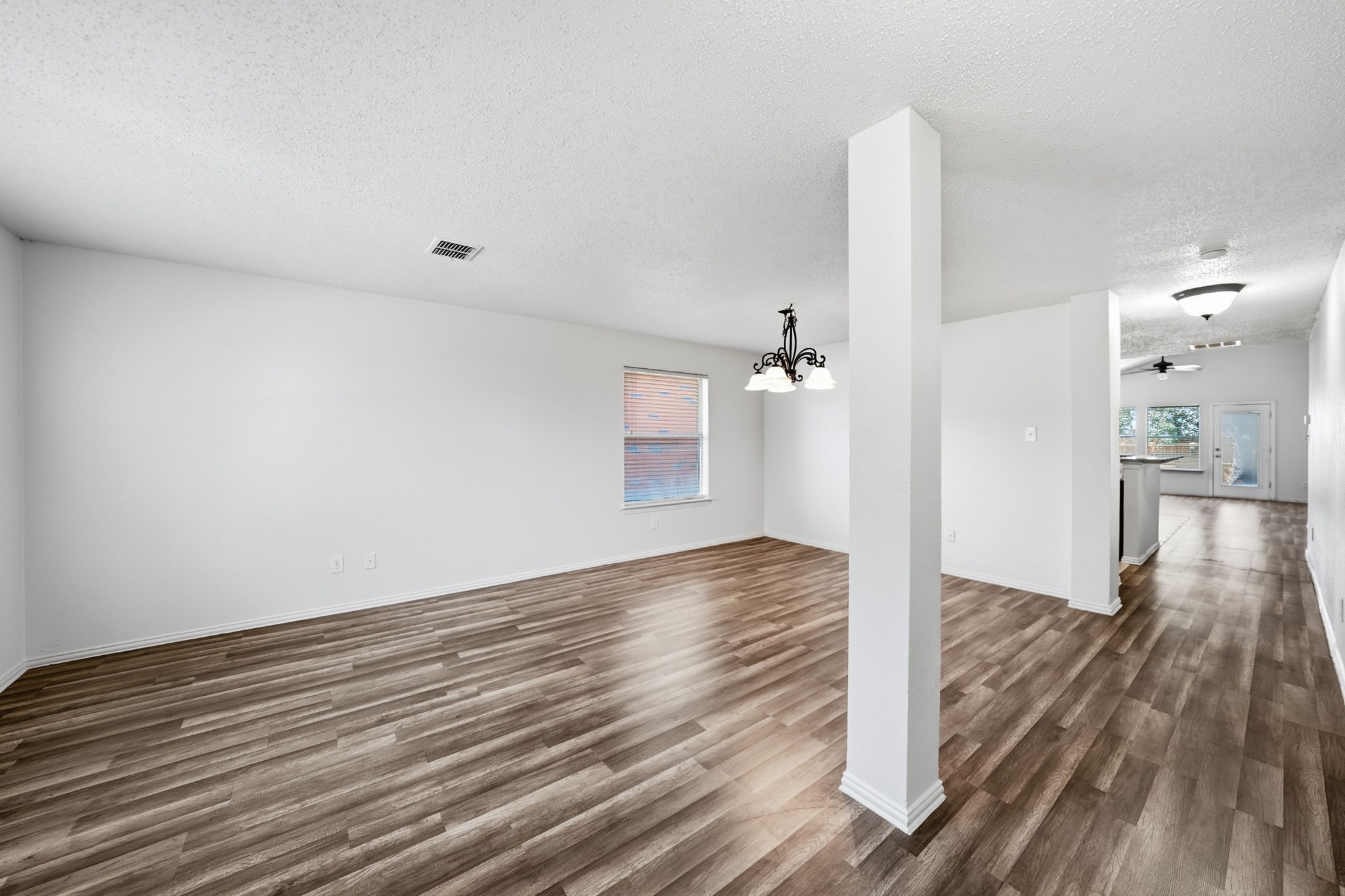 5228 Boxwood Lane