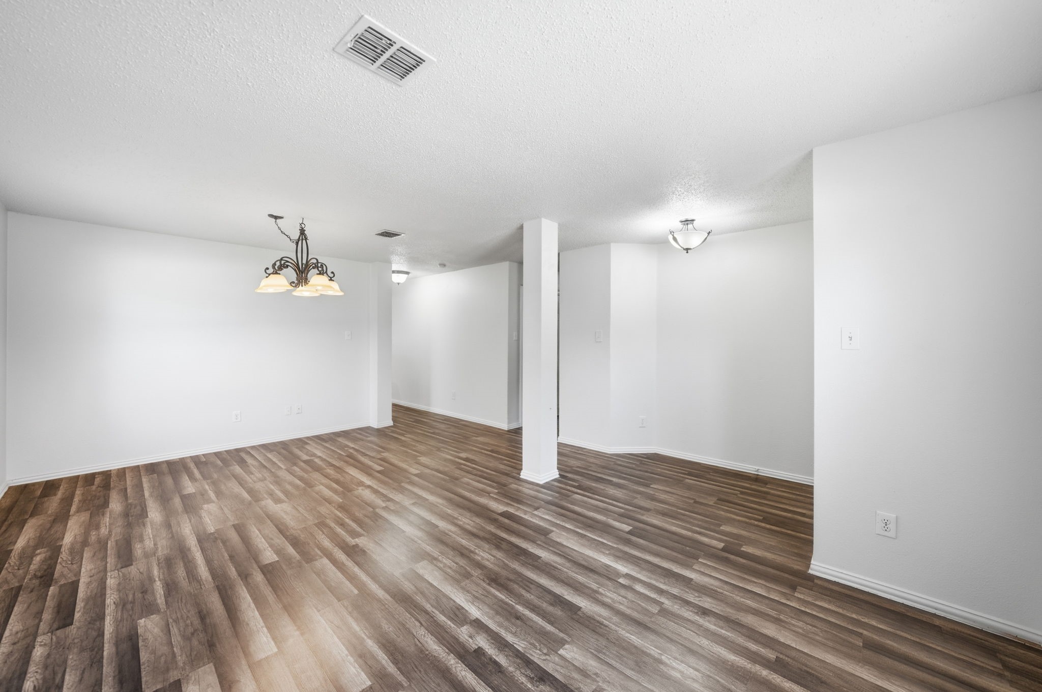 5228 Boxwood Lane