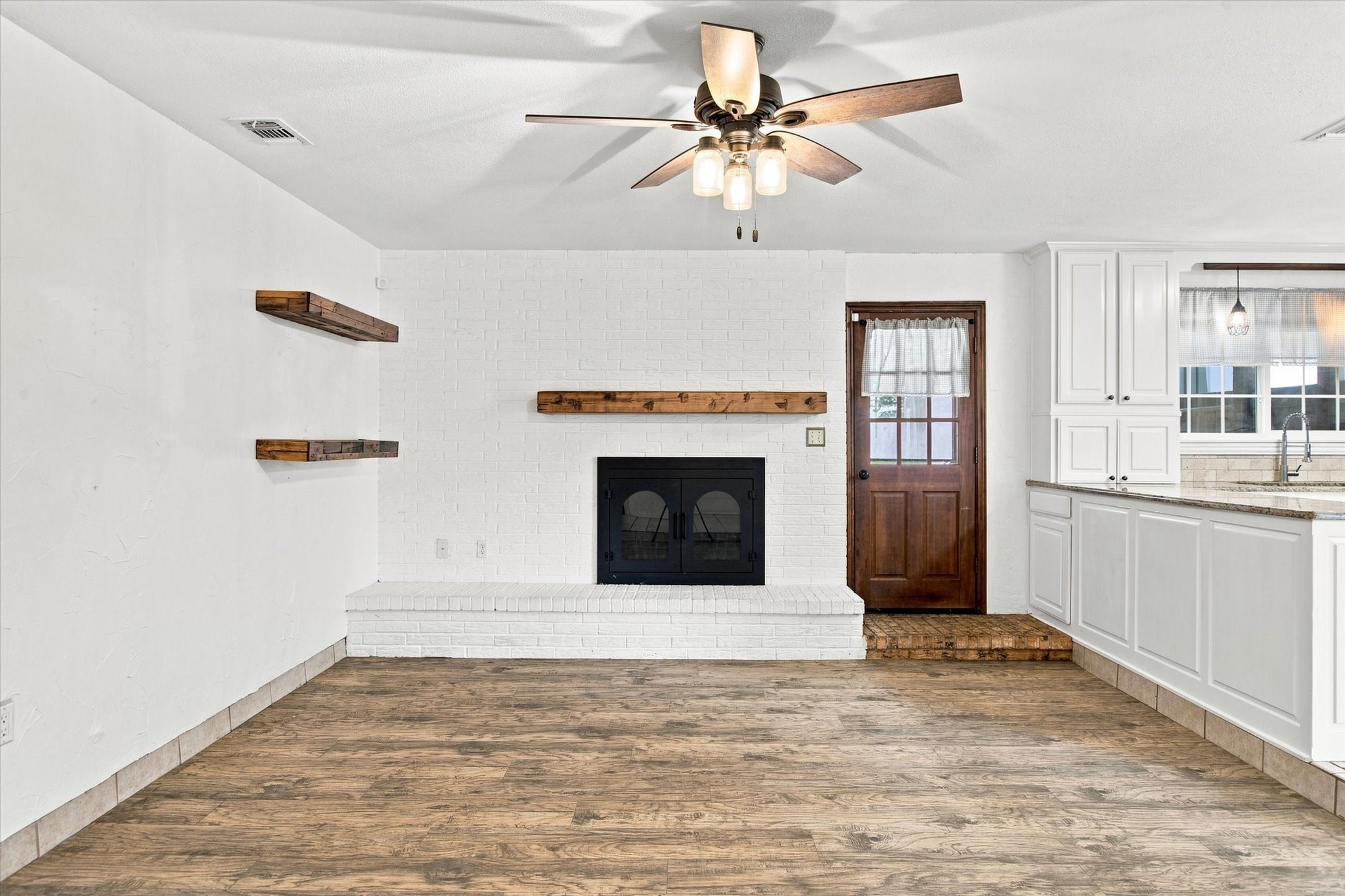 209 Diane Drive