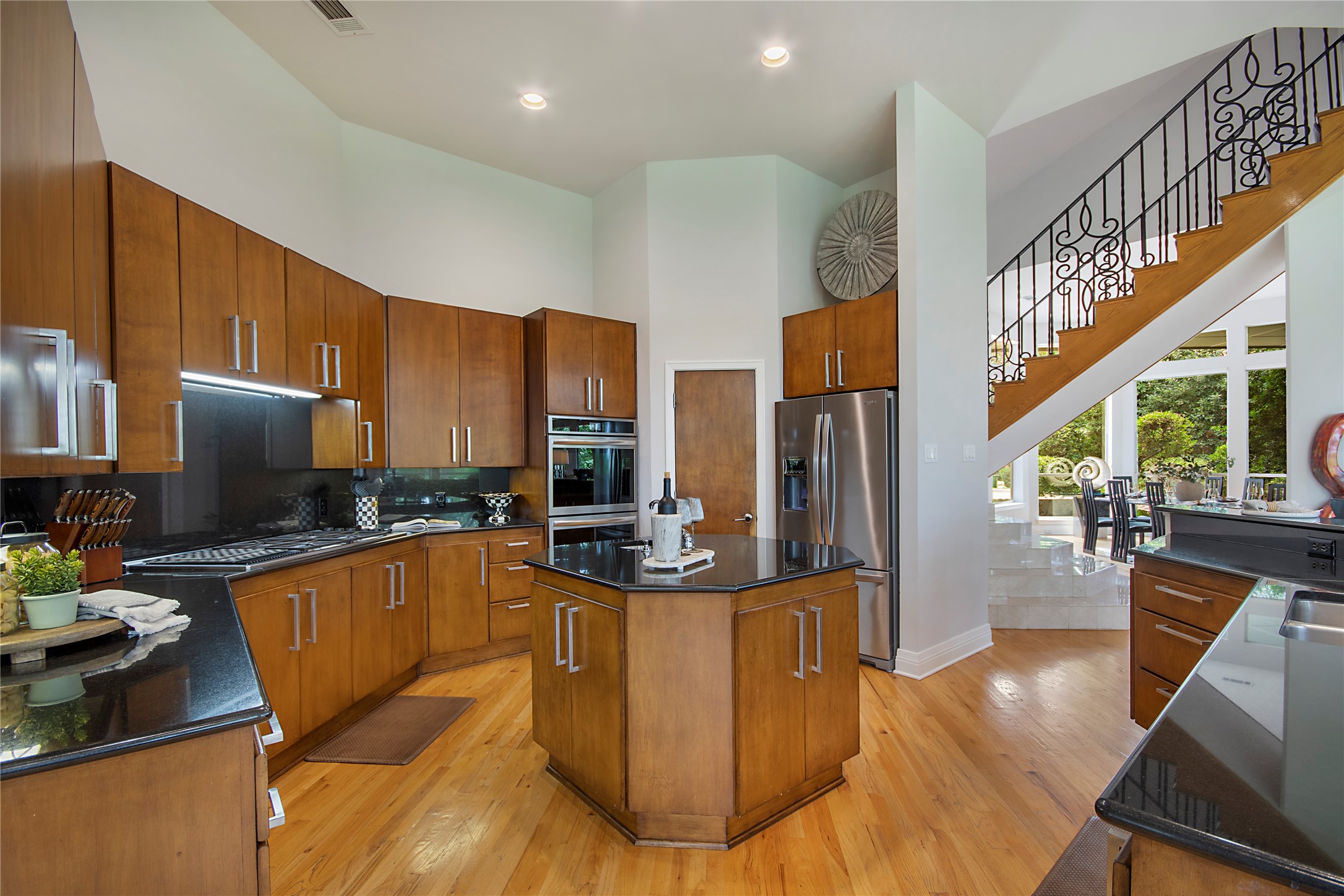 800 Shady Bend Court
