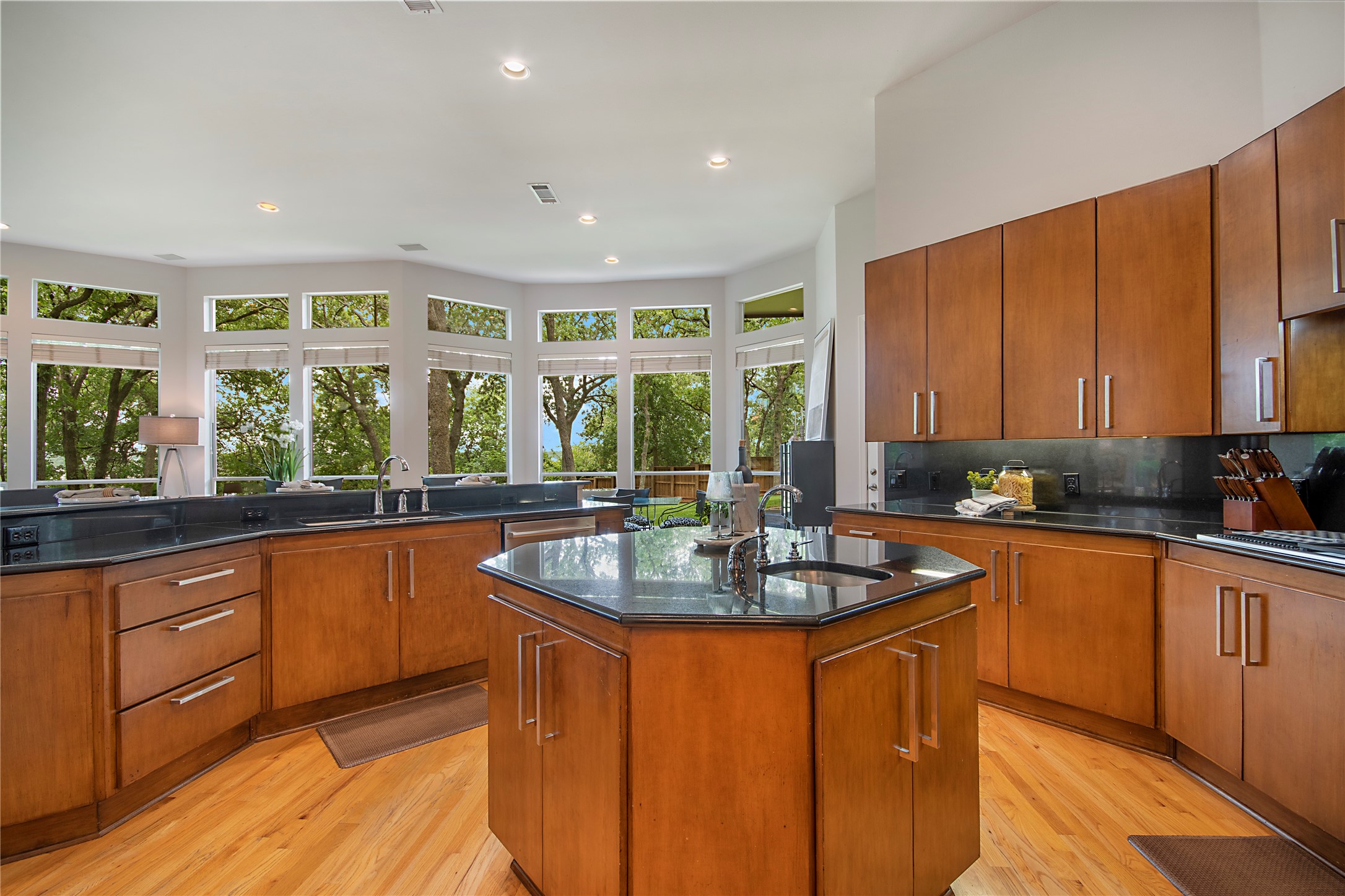 800 Shady Bend Court