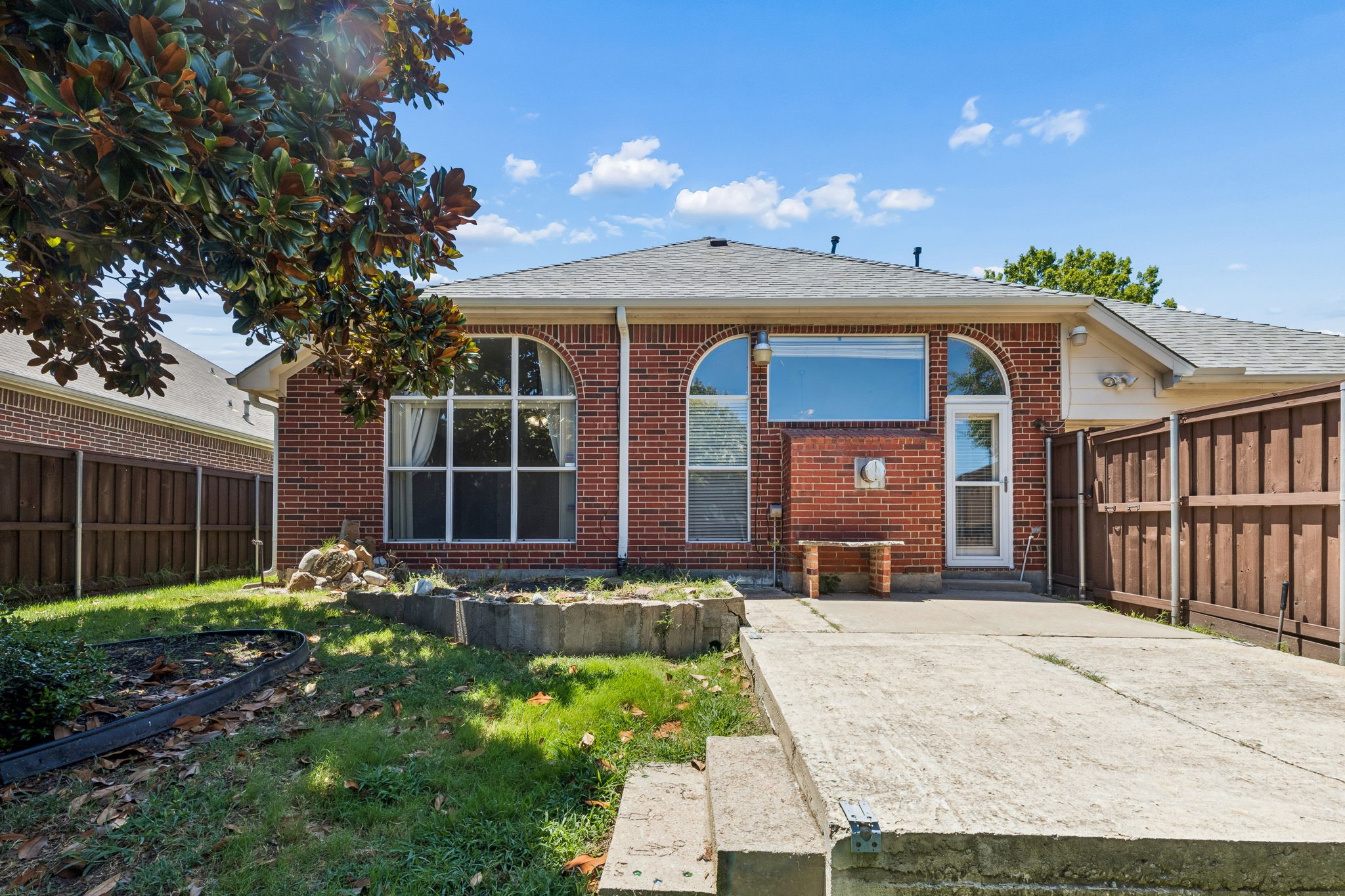 3313 Heatherbrook Drive
