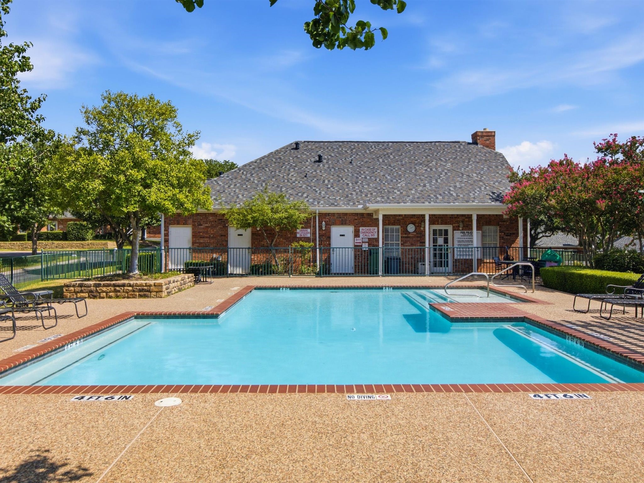 2305 Jennifer Lane