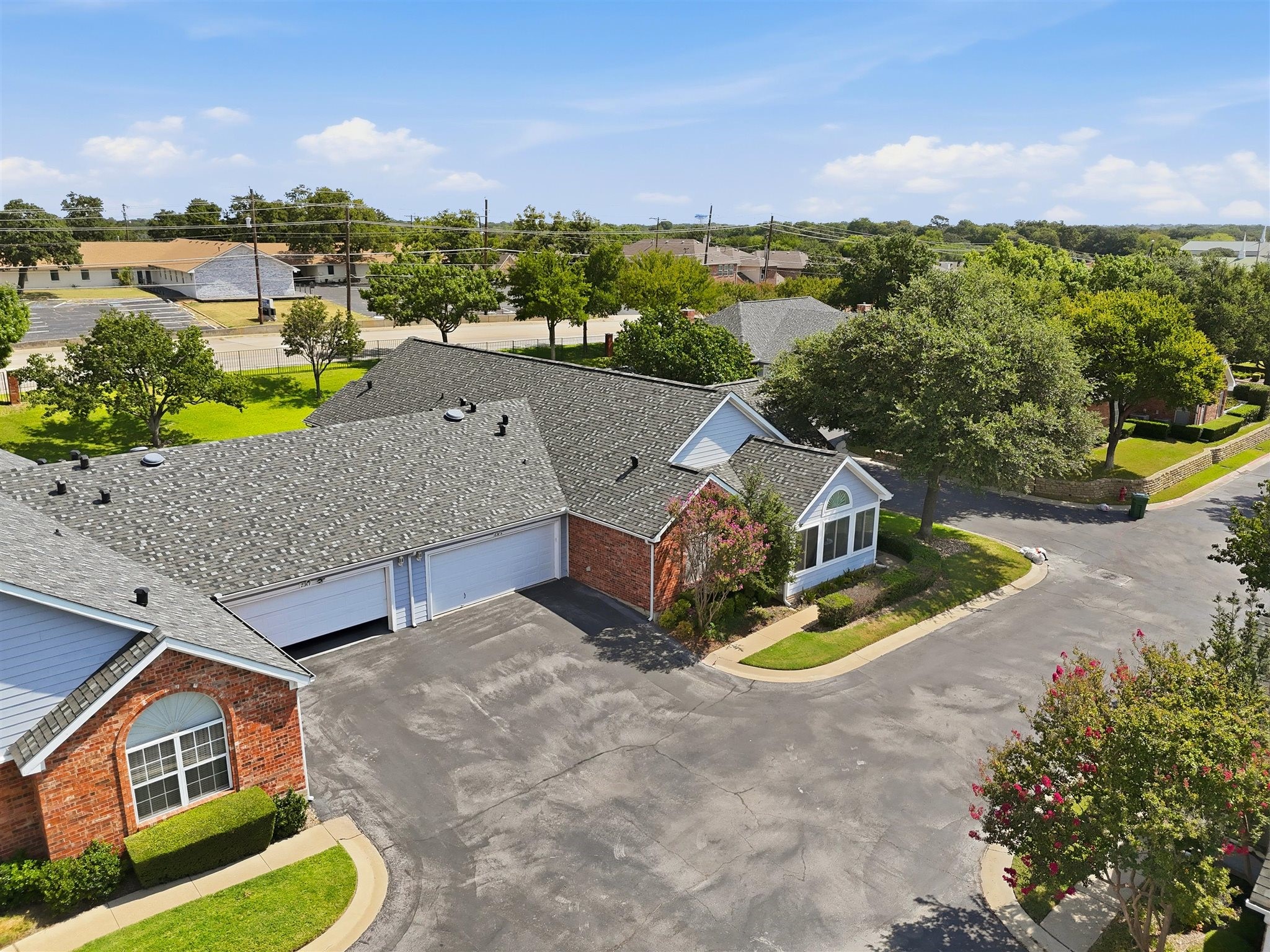2305 Jennifer Lane