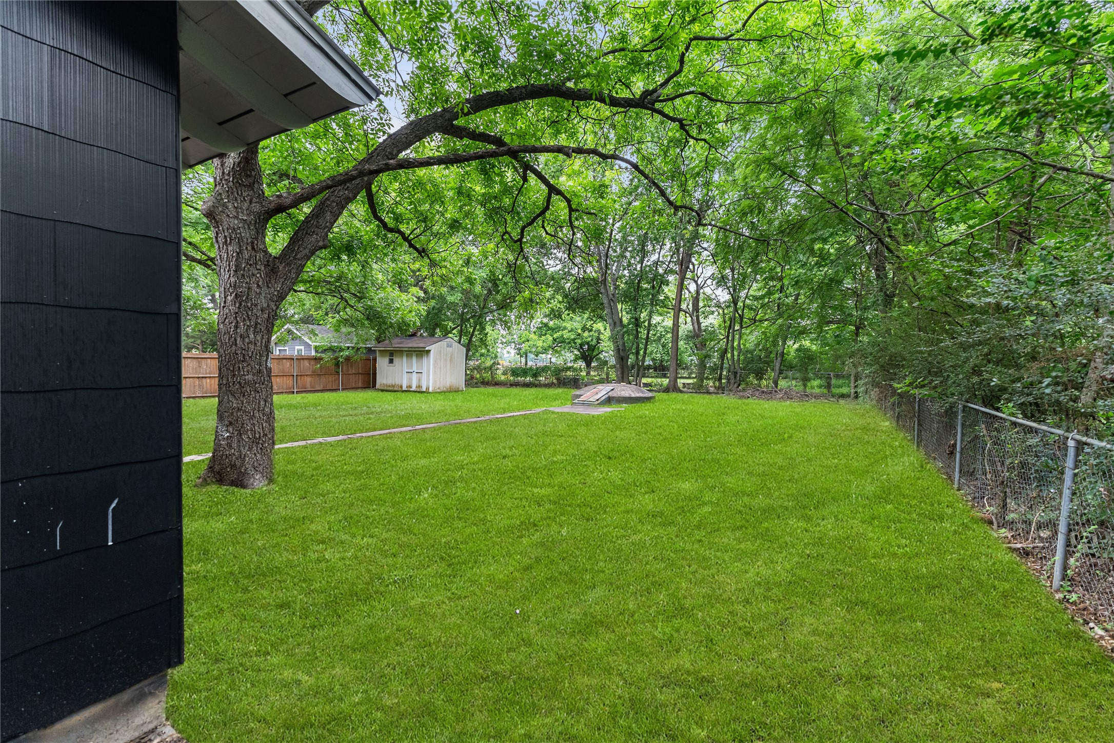 110 Hackberry Street