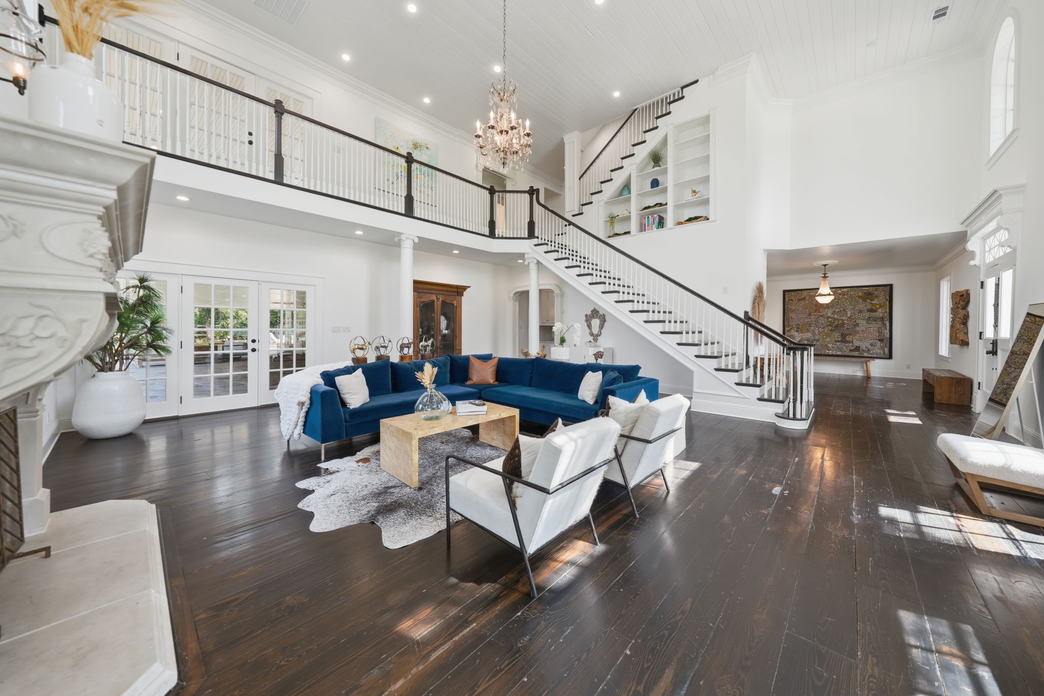 4023 Anns Lane