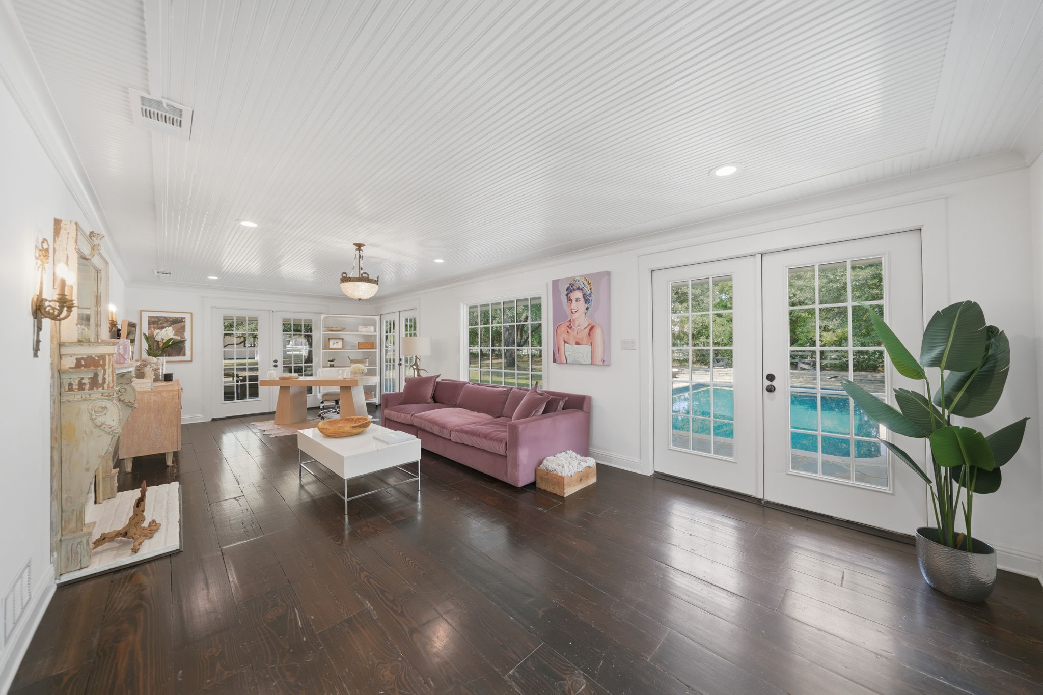 4023 Anns Lane