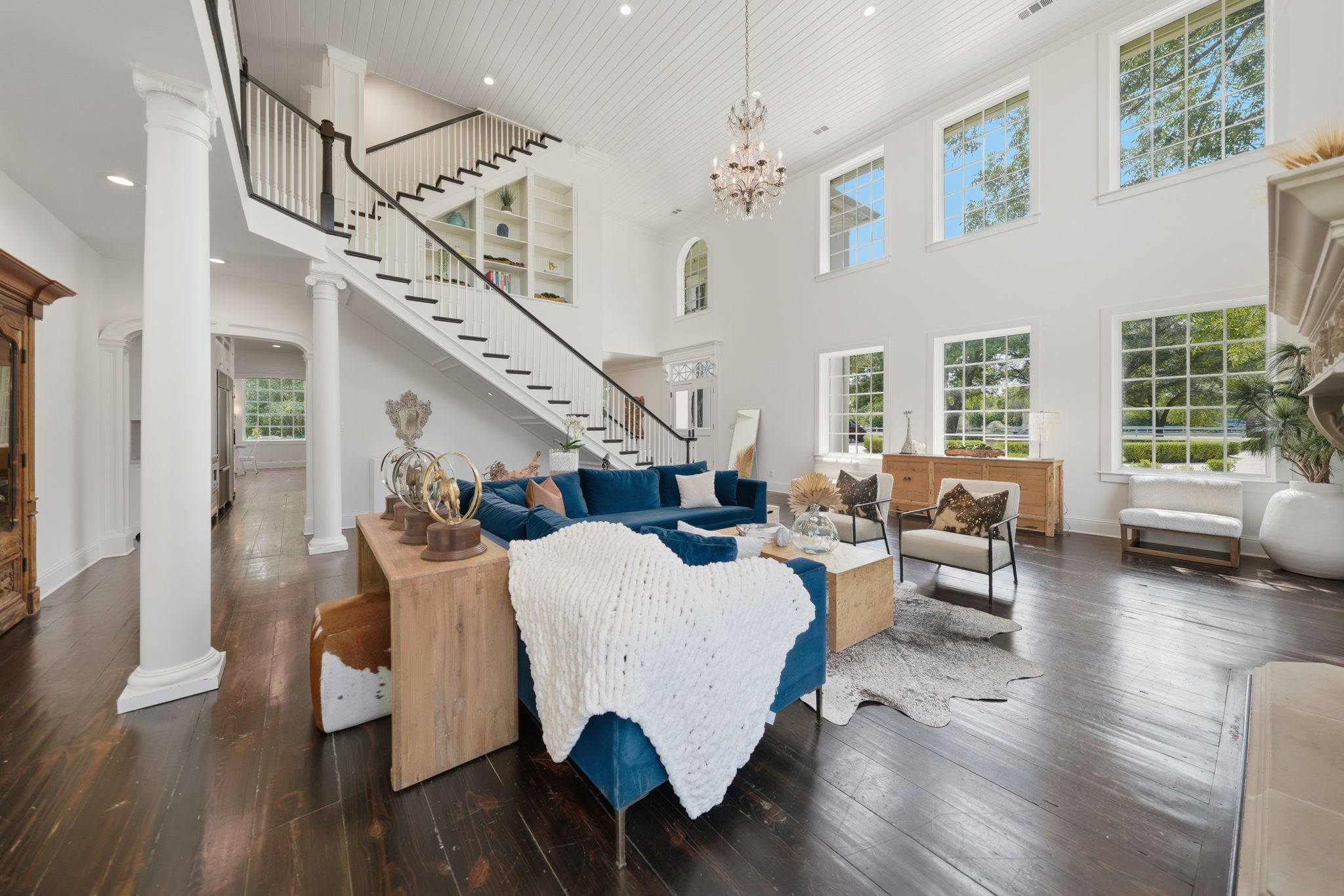 4023 Anns Lane