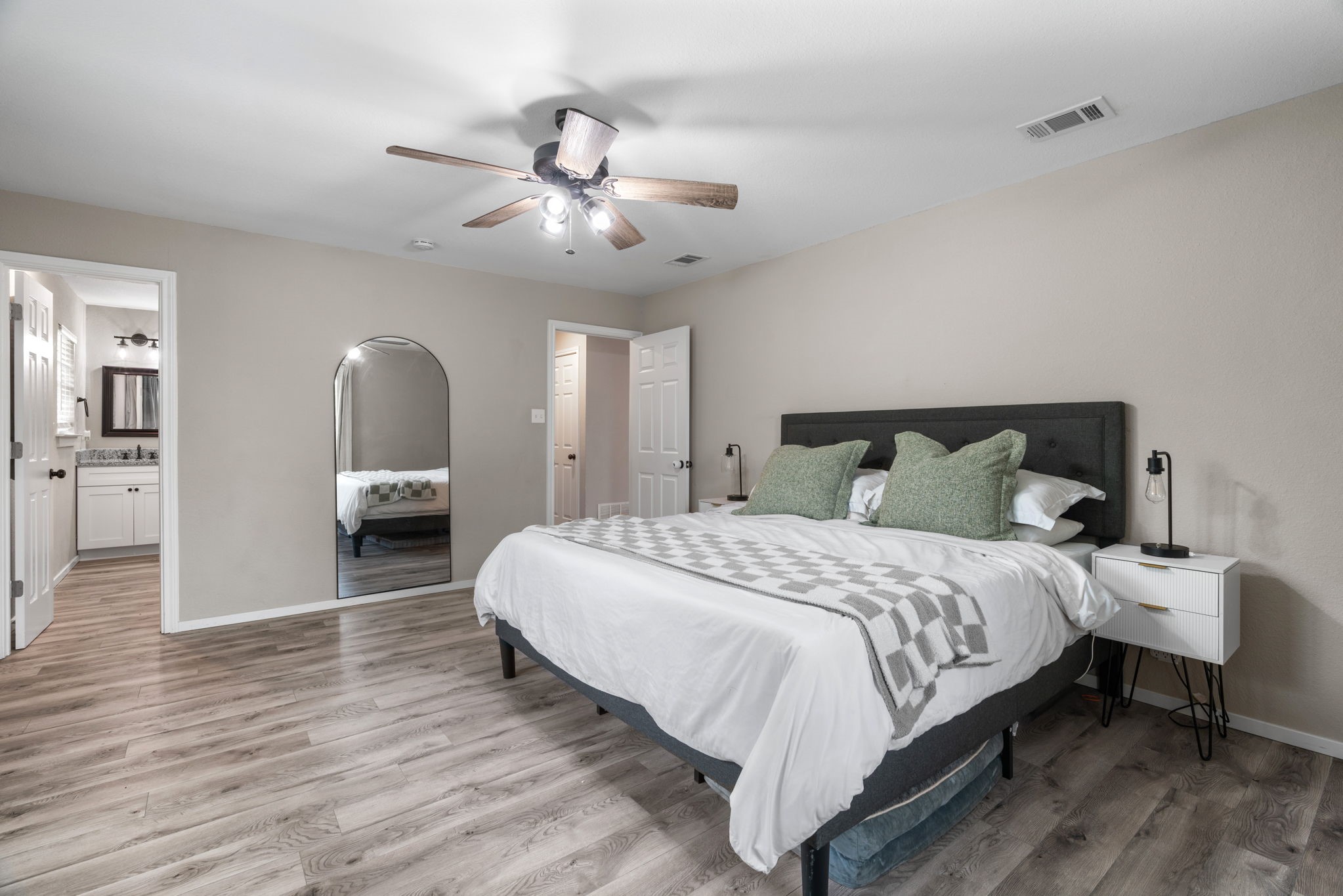 360 County Road 4358