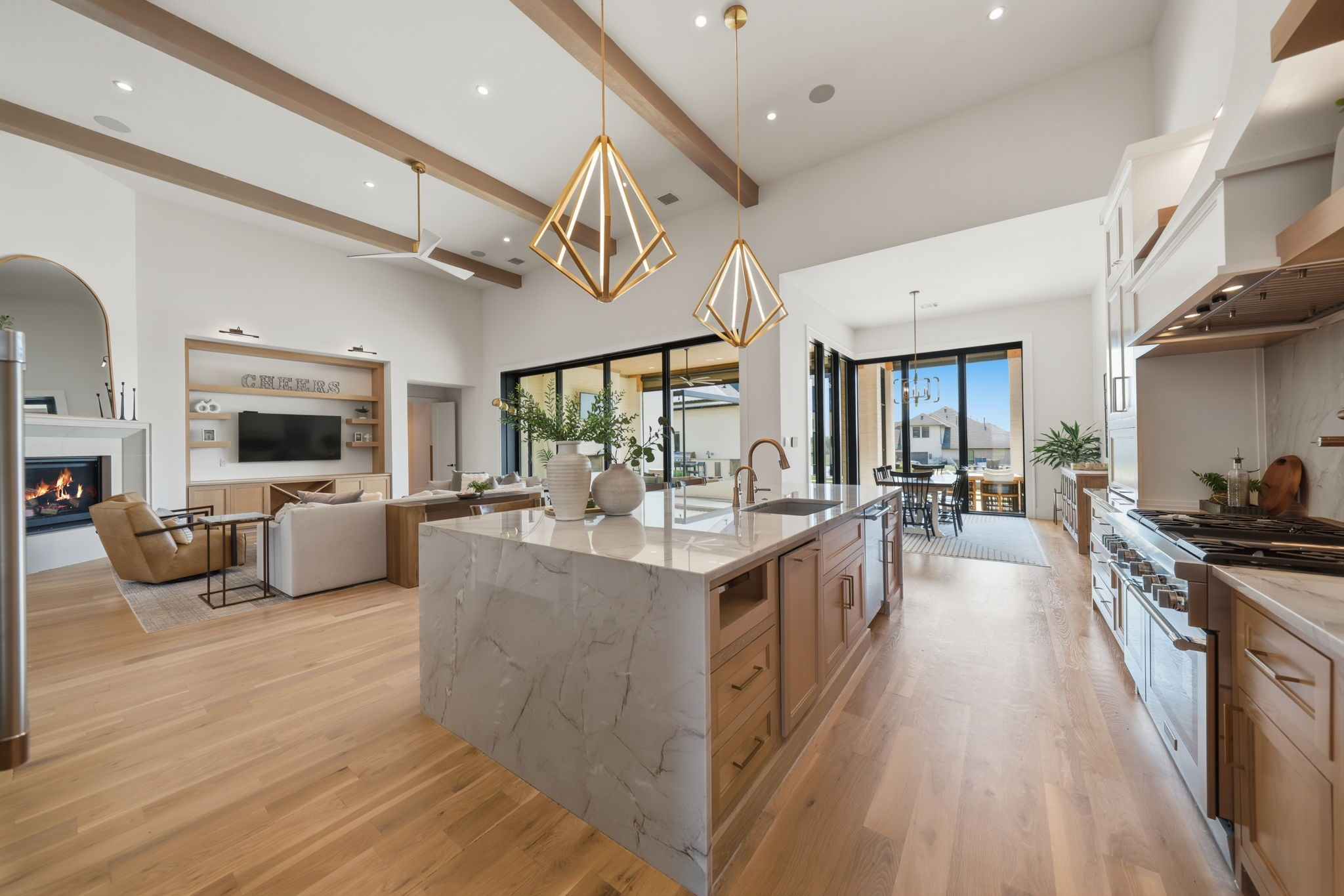 1604 Balboa Place