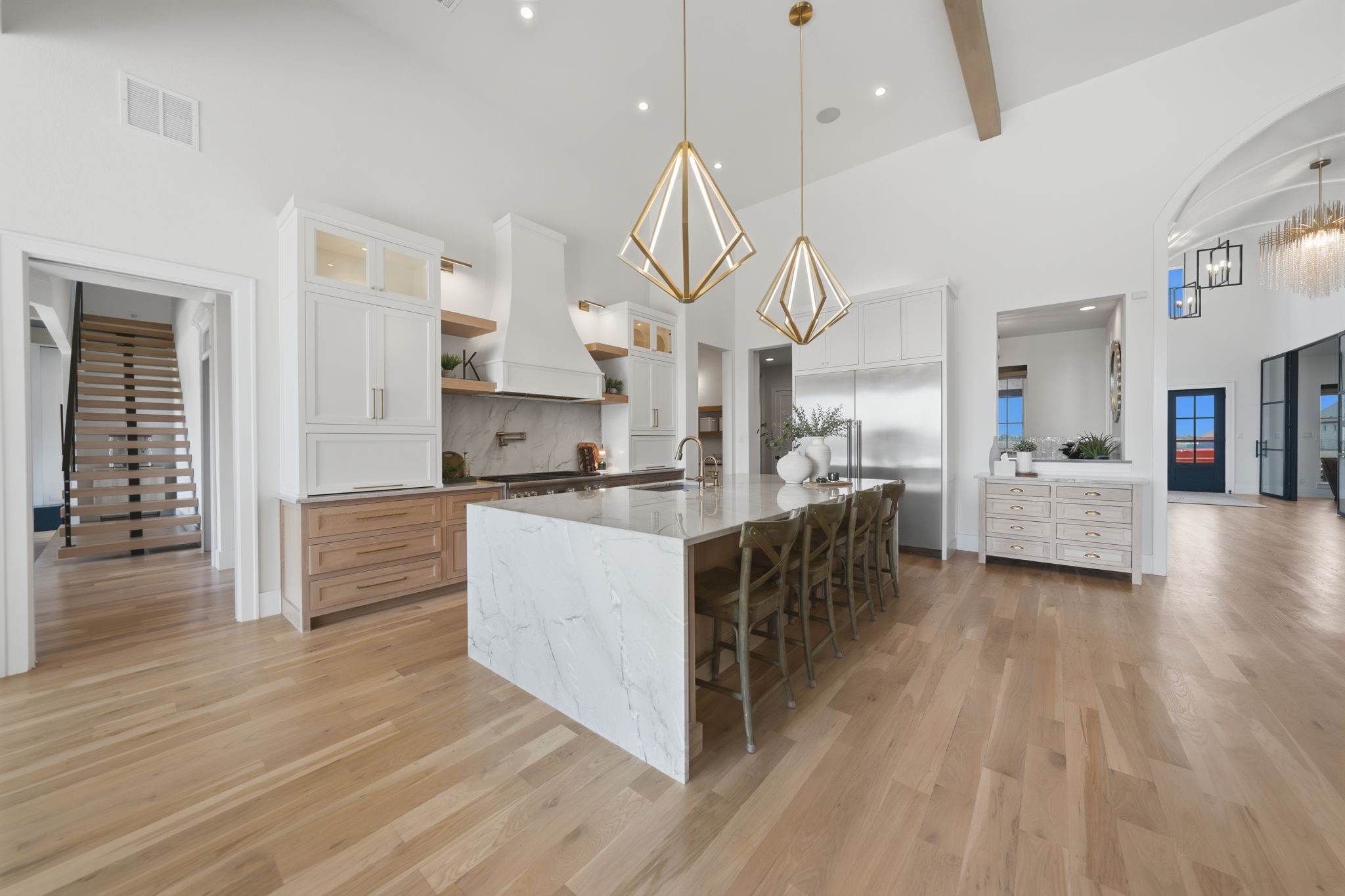 1604 Balboa Place