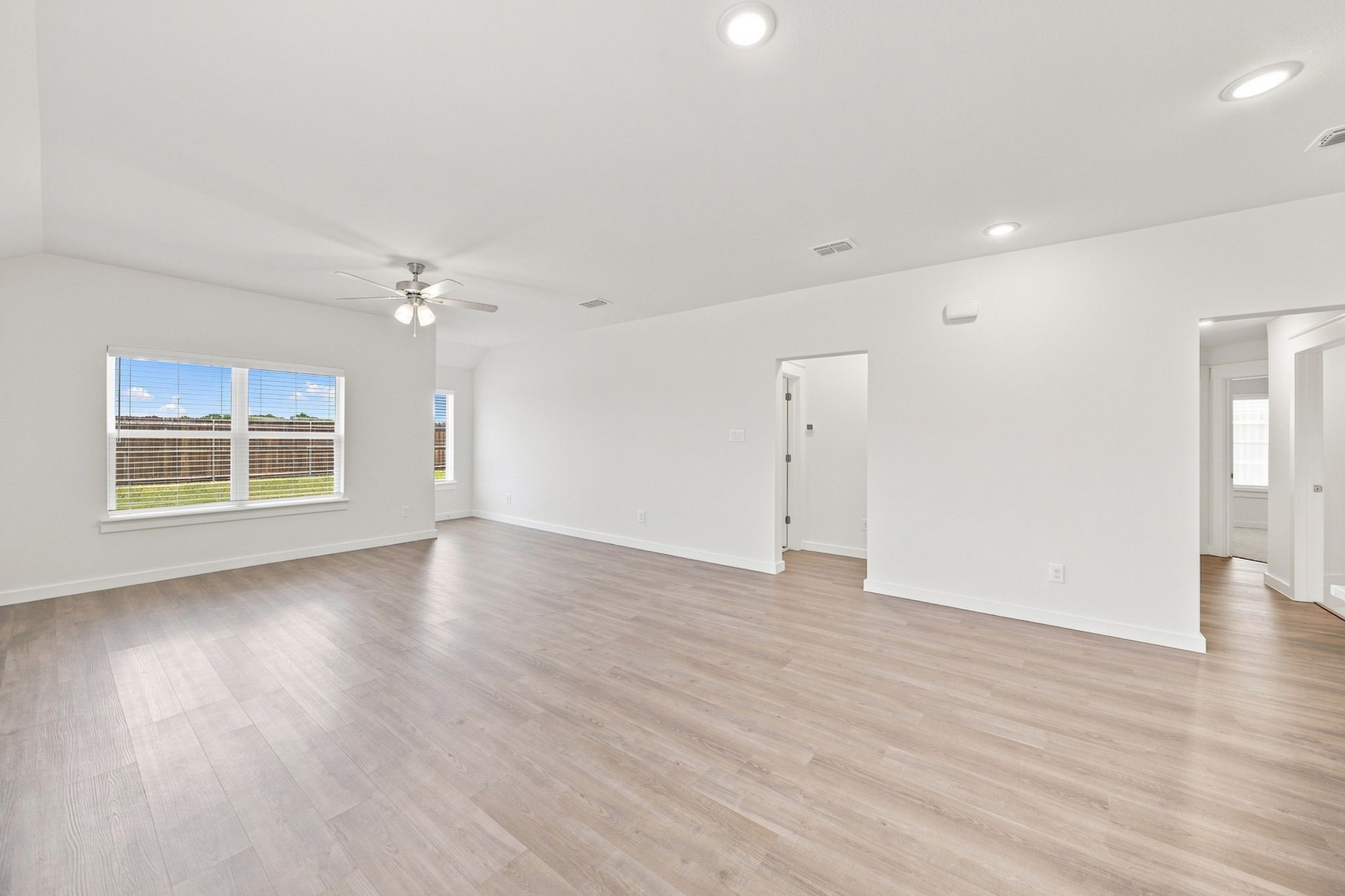 702 Woodford Way